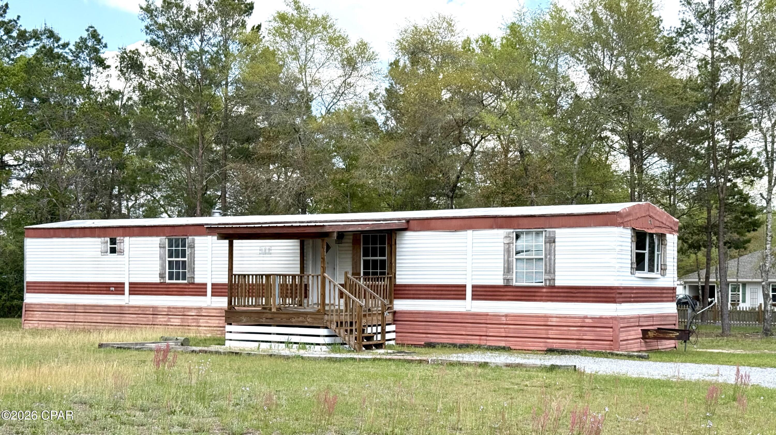 Details for 241 Leonardo Lane, Defuniak Springs, FL 32433