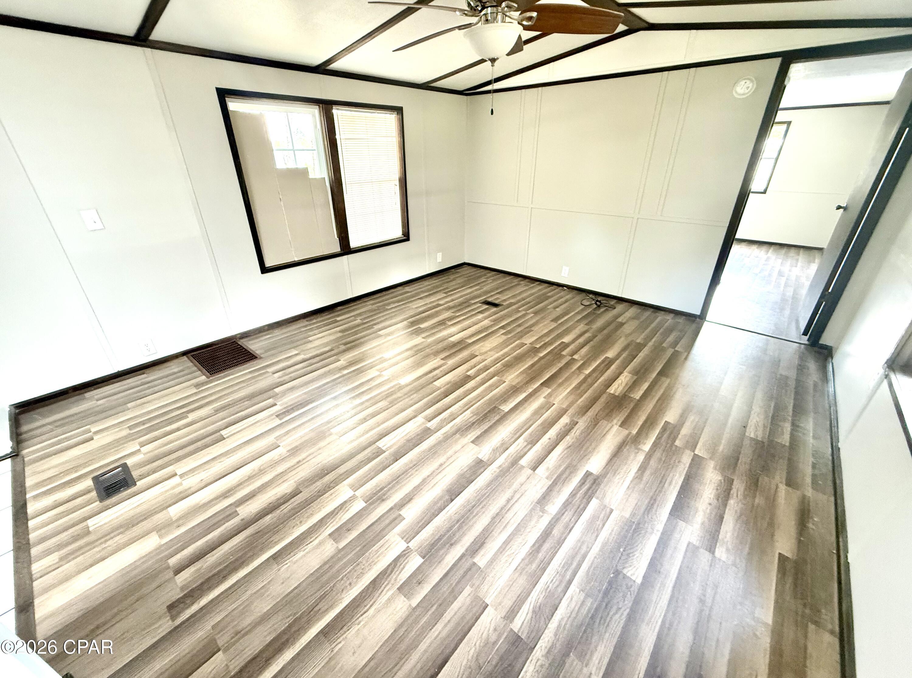 Image 6 For 241 Leonardo Lane