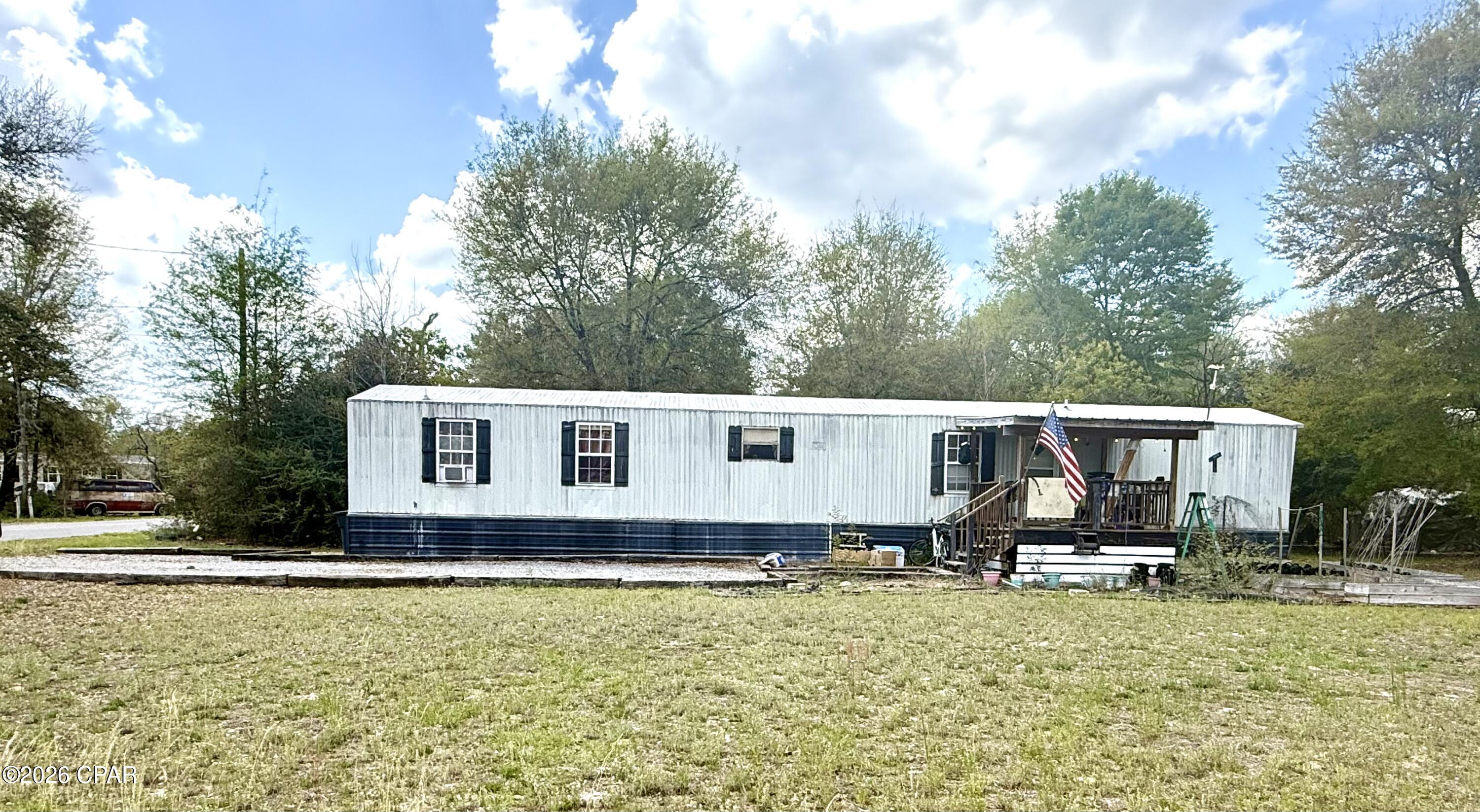 Image 2 For 221 Leonardo Lane