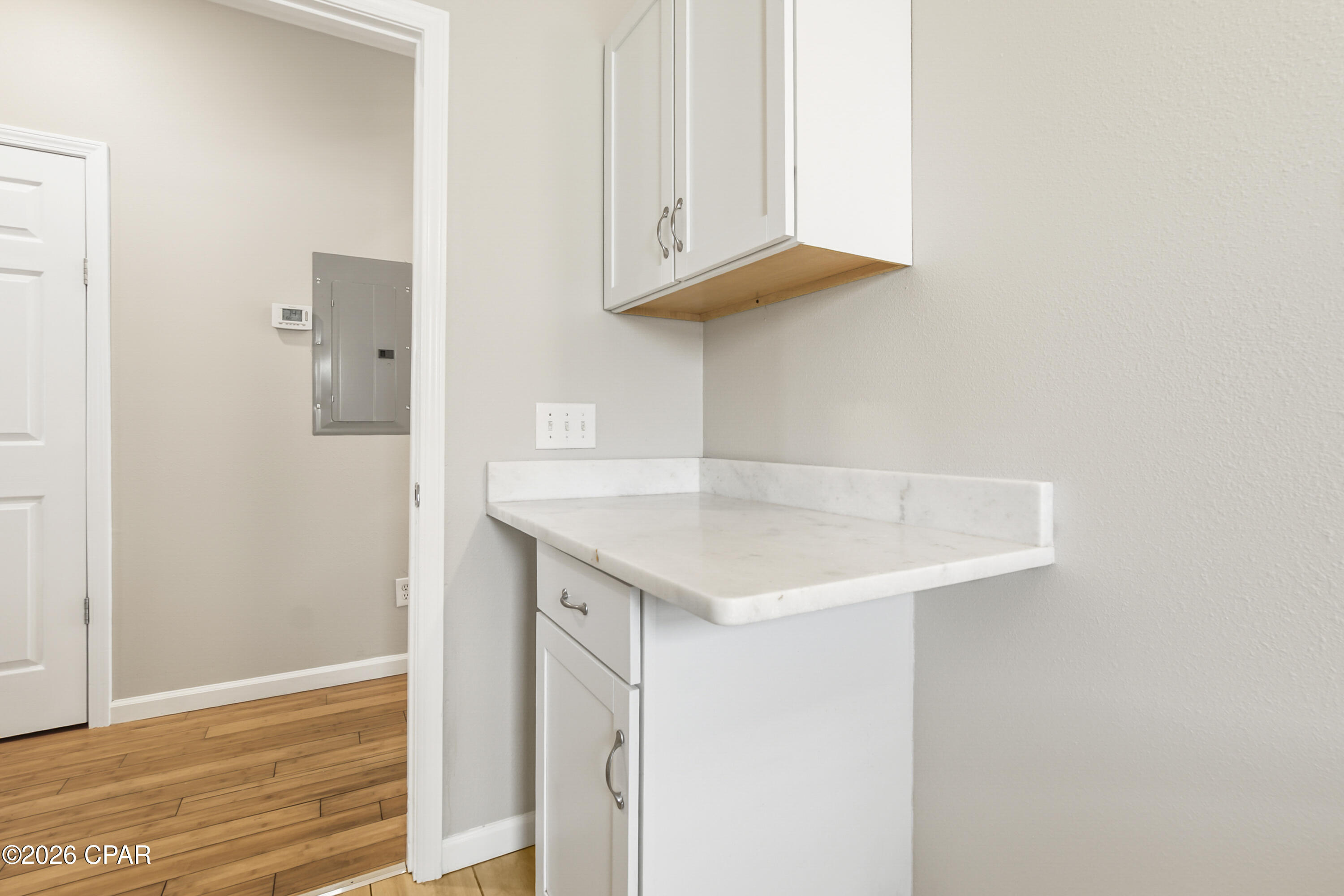 Image 11 For 403 East Avenue