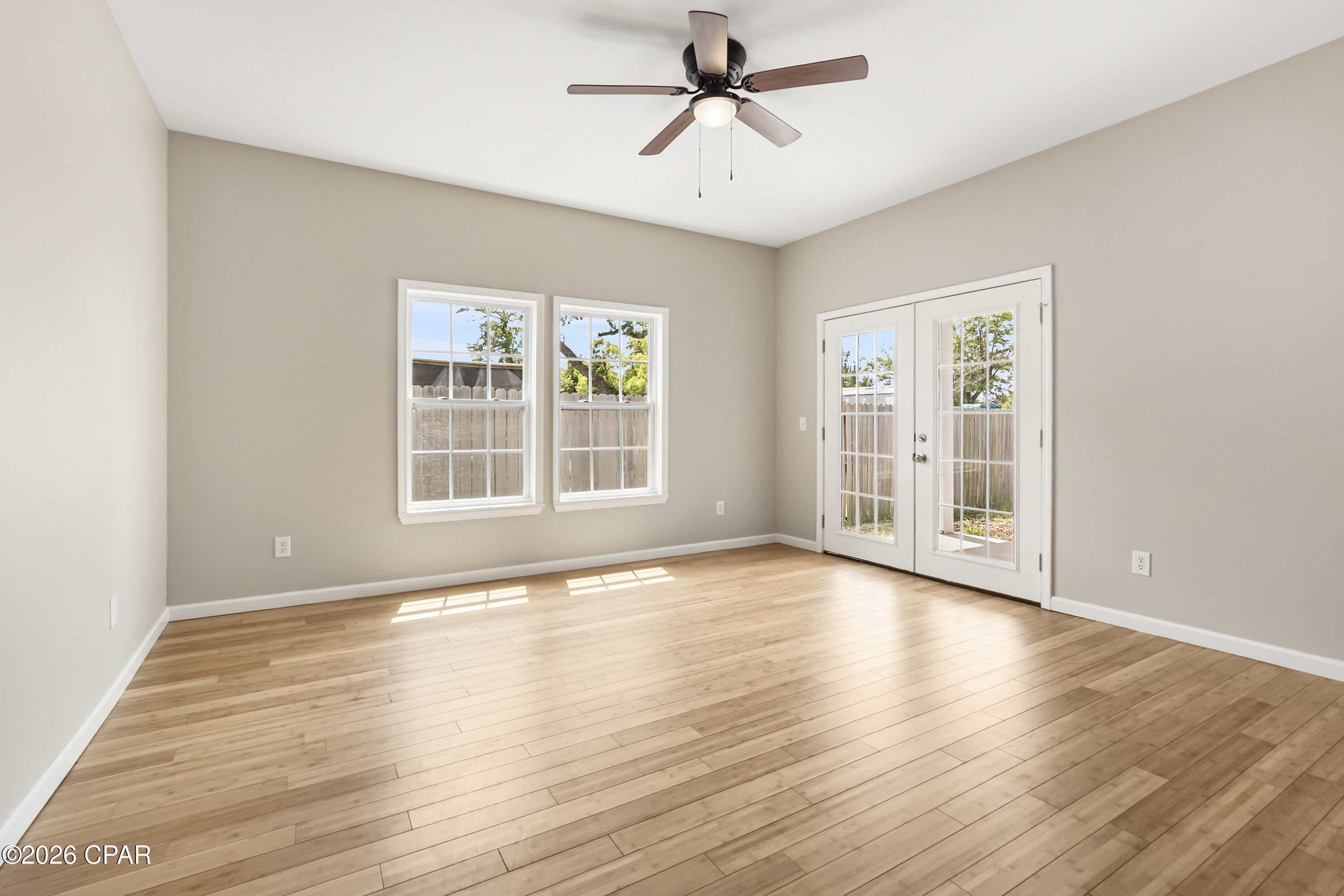 Image 13 For 403 East Avenue