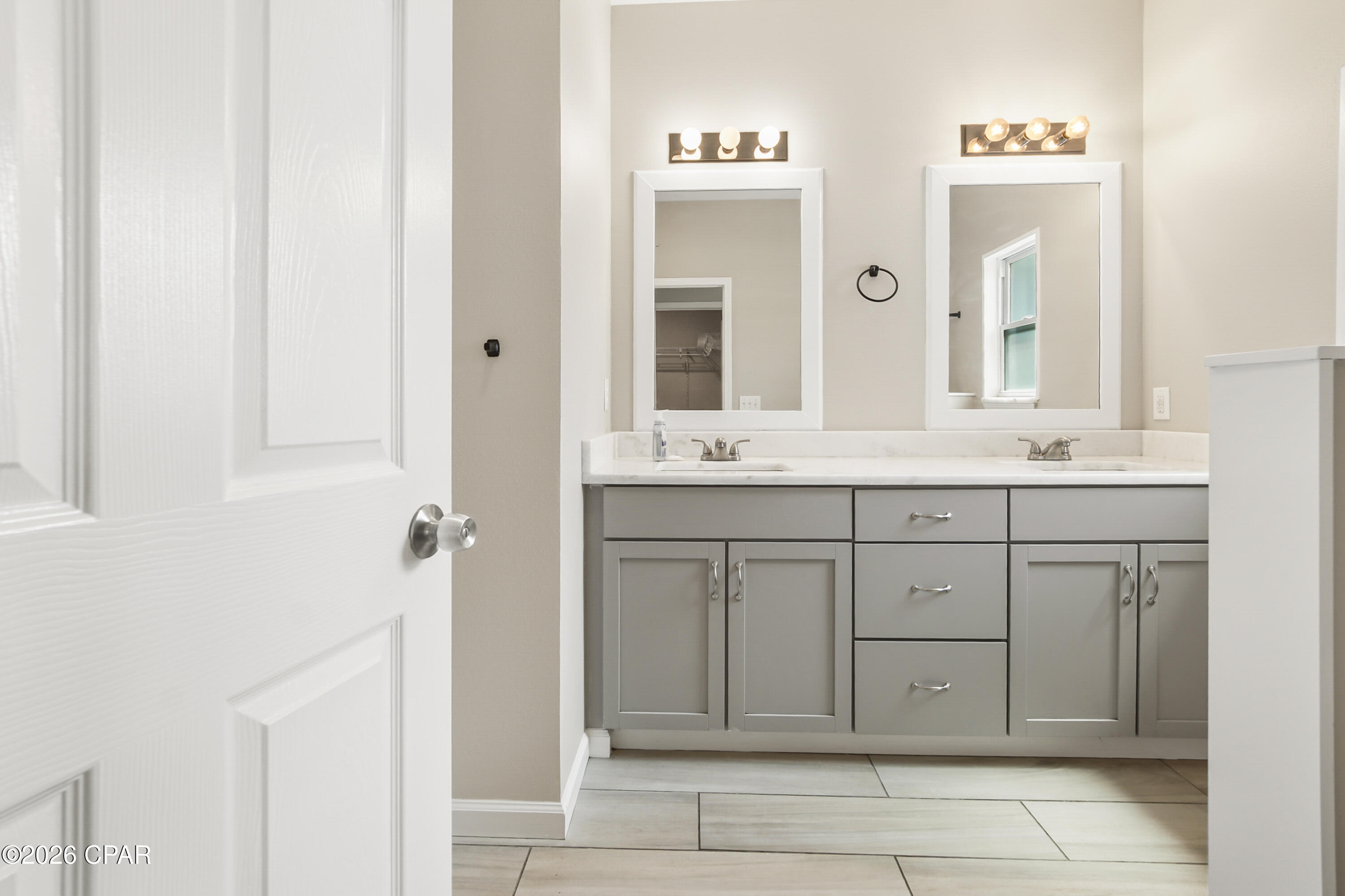 Image 16 For 403 East Avenue