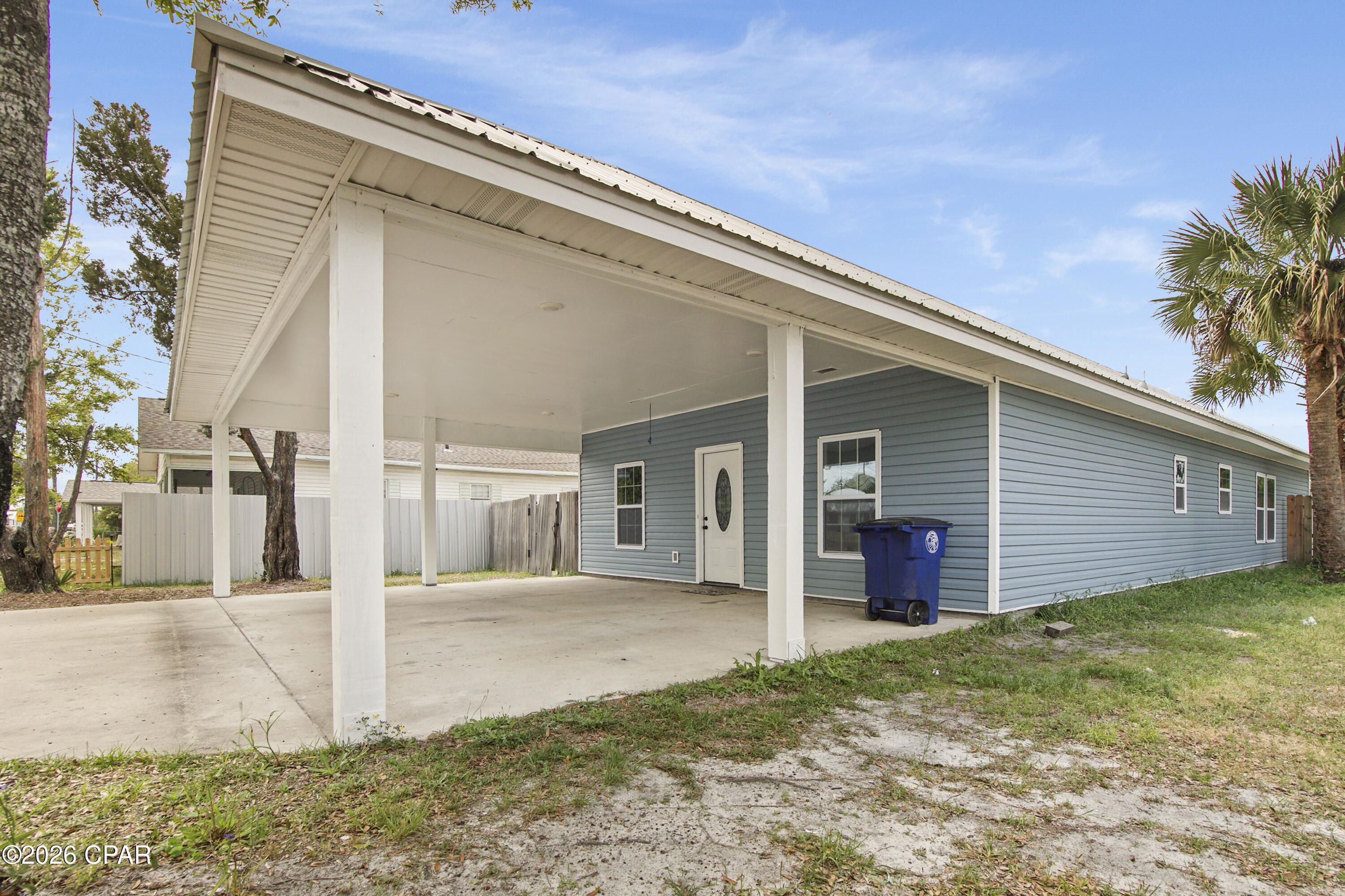 Image 2 For 403 East Avenue