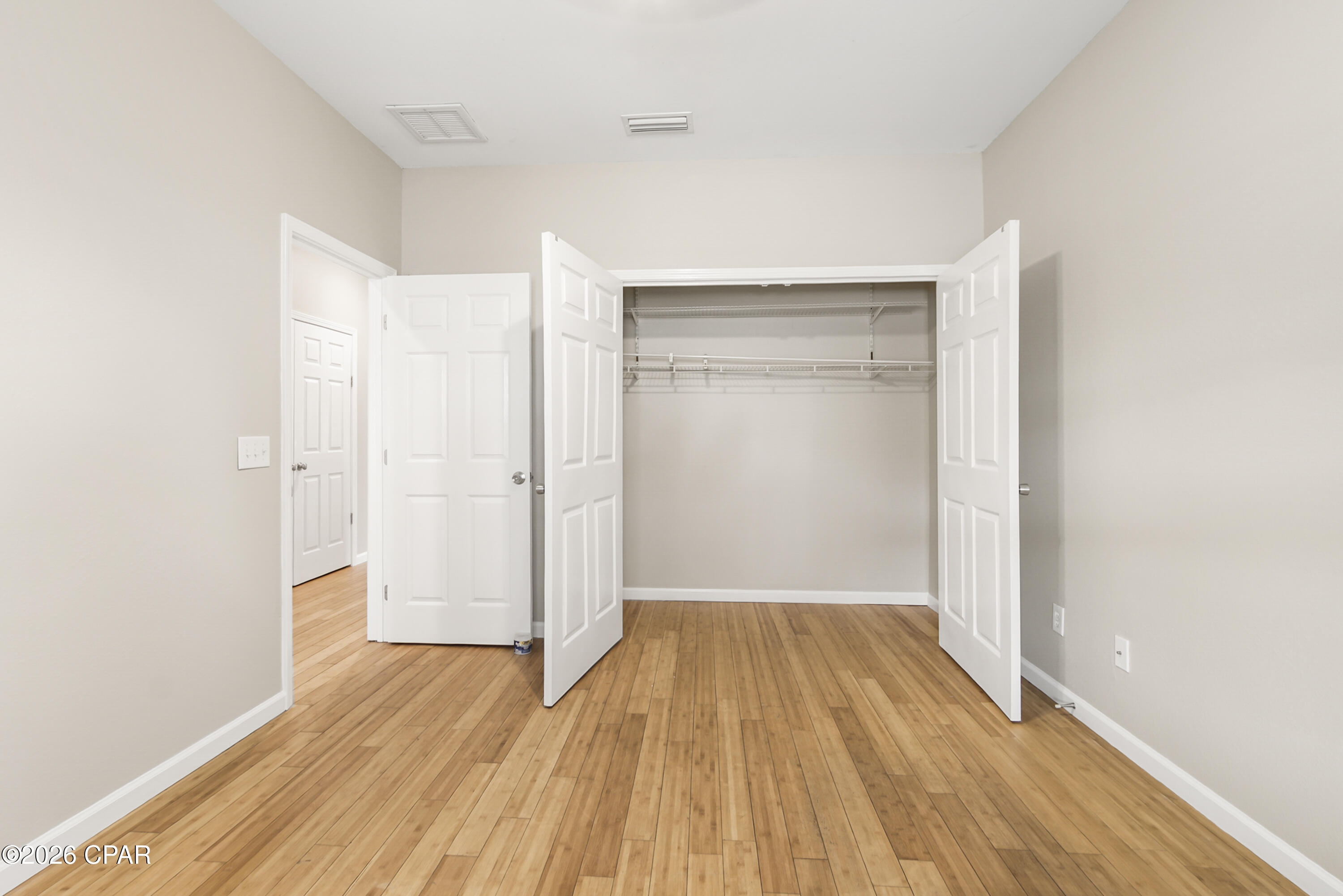 Image 8 For 403 East Avenue