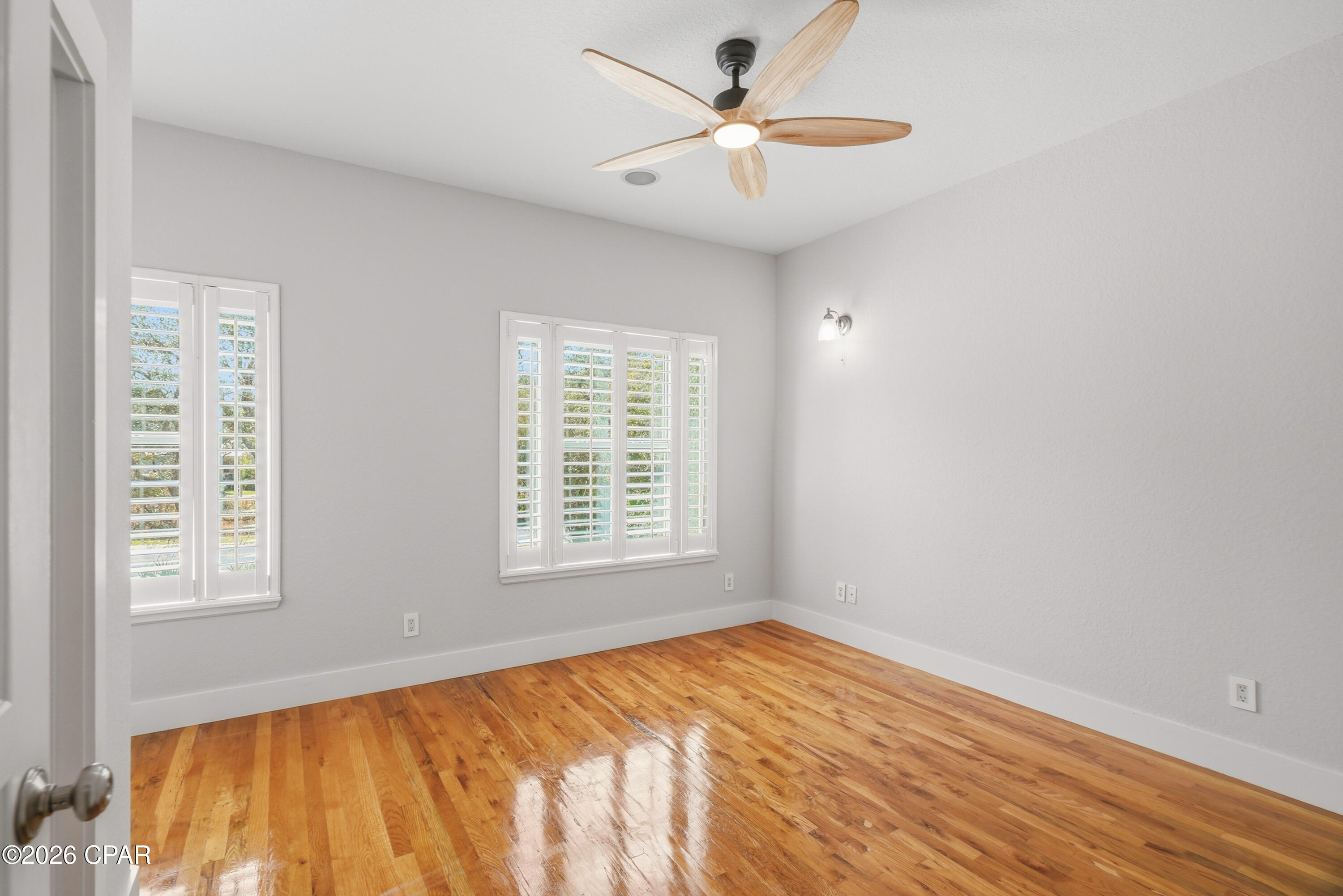 Image 24 For 305 Peachtree Circle