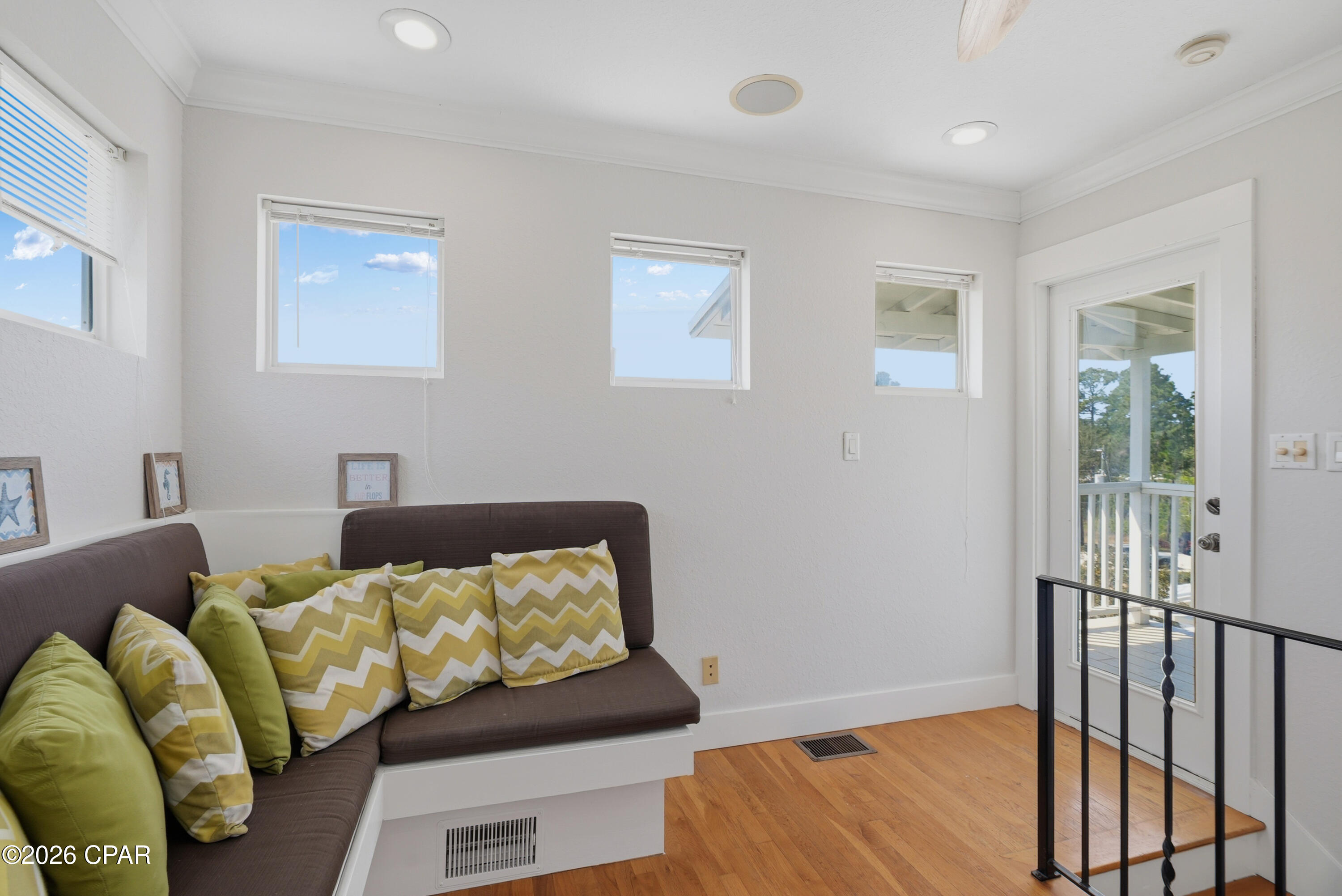 Image 32 For 305 Peachtree Circle