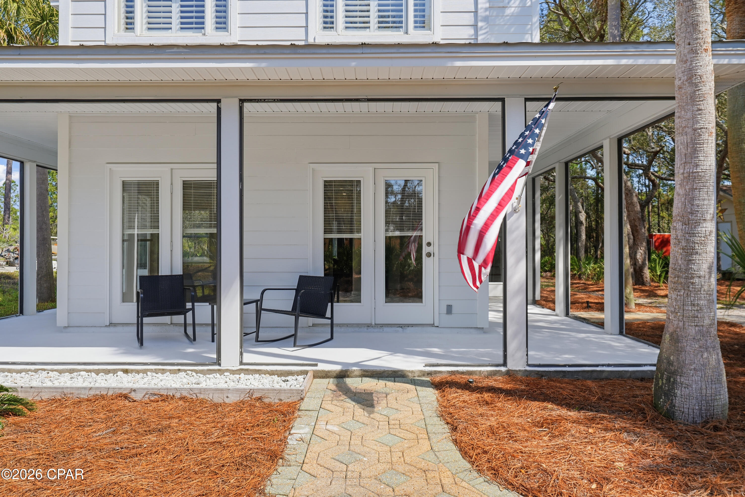 Image 4 For 305 Peachtree Circle