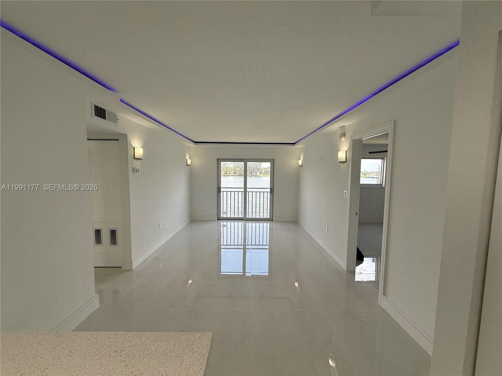Vista Del Lago I Condo