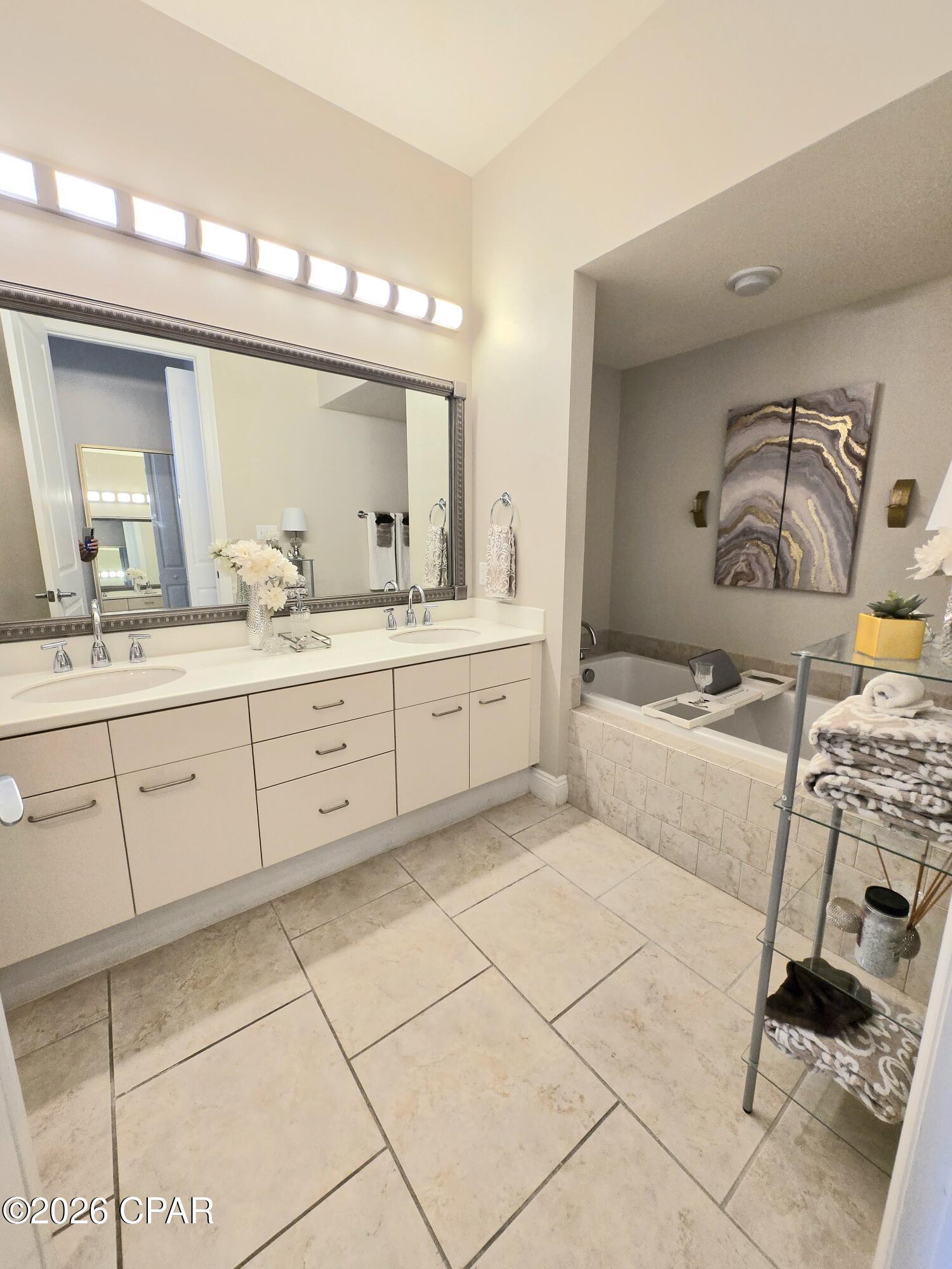 Image 20 For 6422 Highway 98  1403