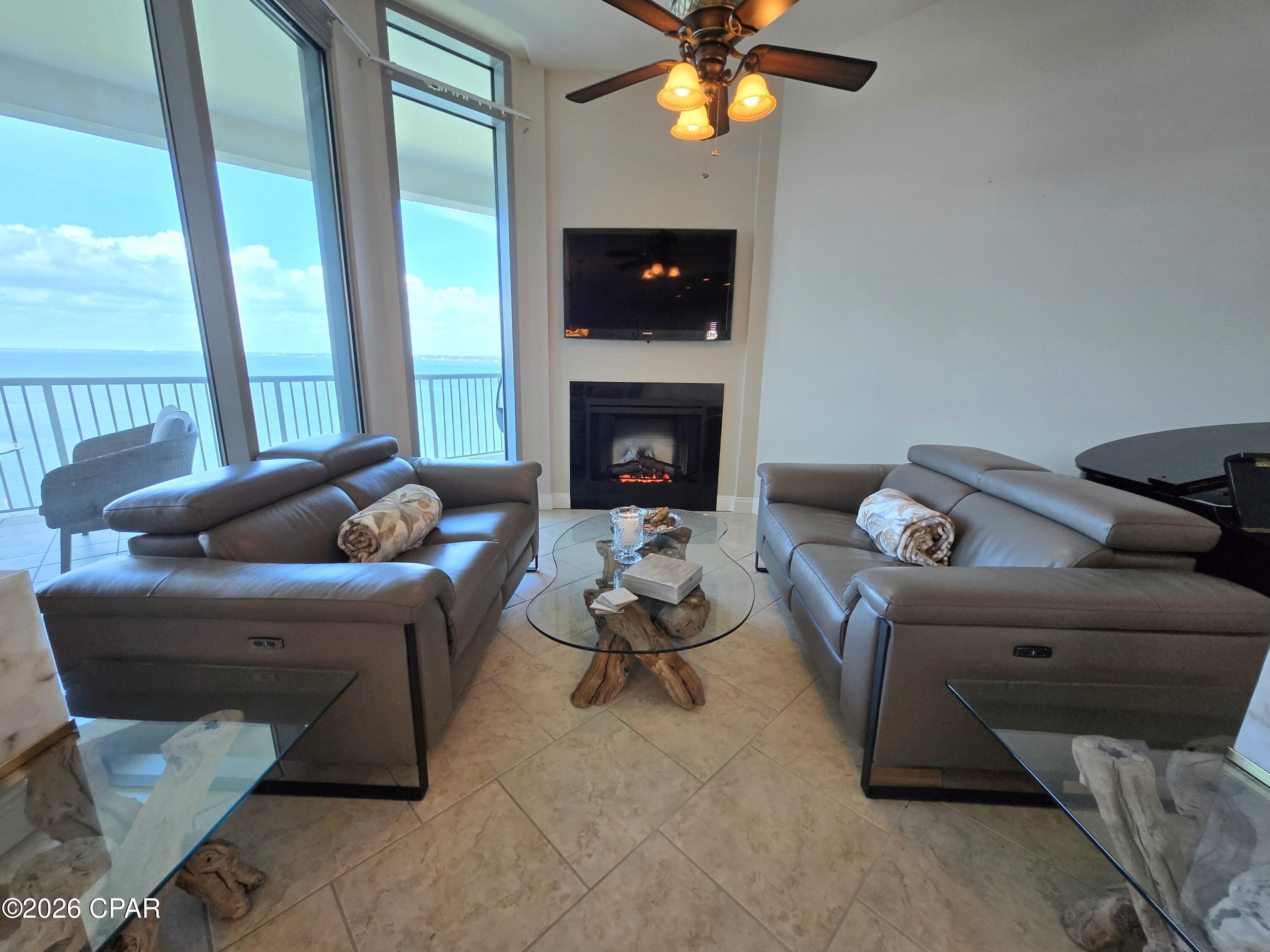 Image 33 For 6422 Highway 98  1403