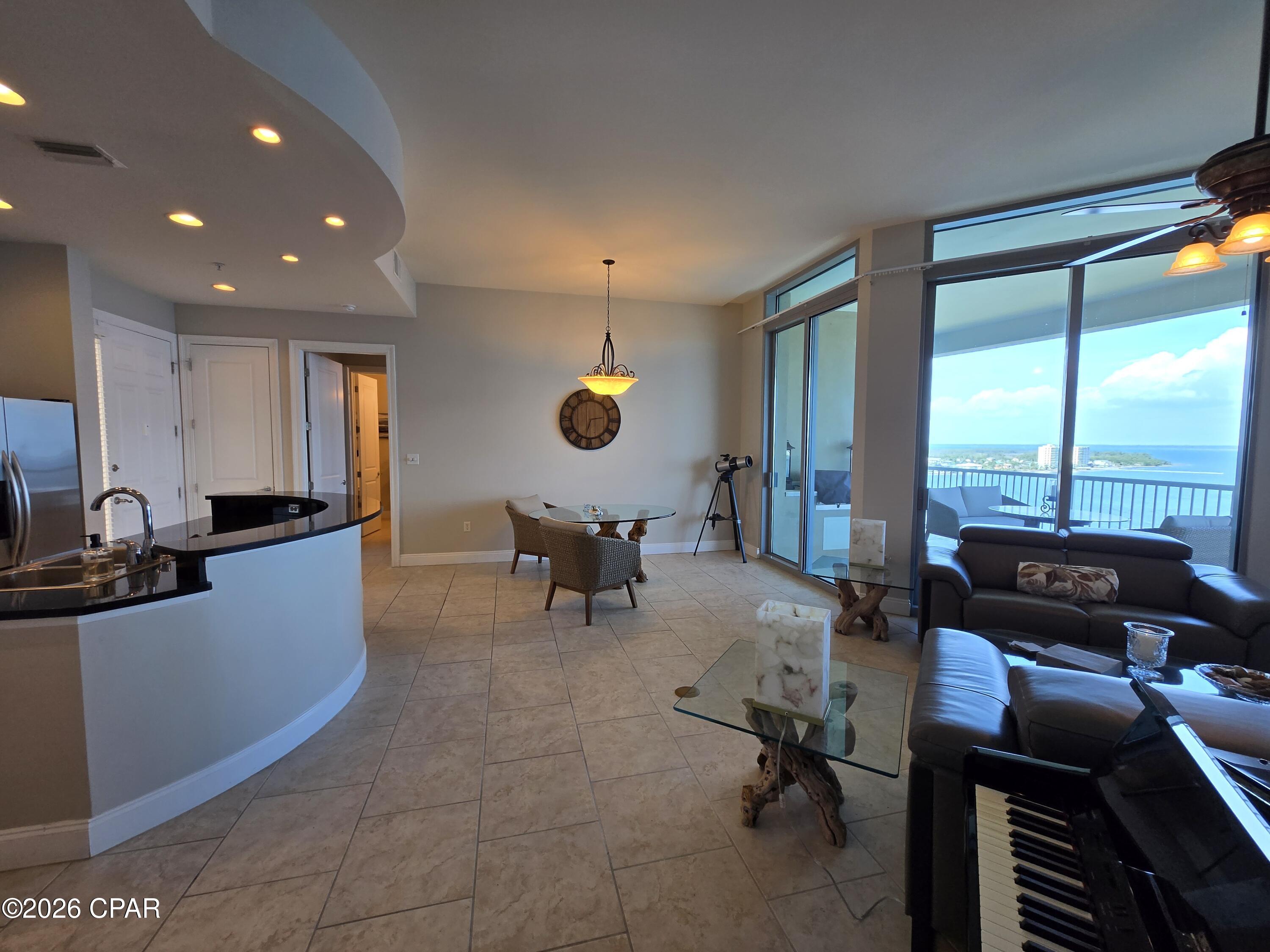 Image 34 For 6422 Highway 98  1403