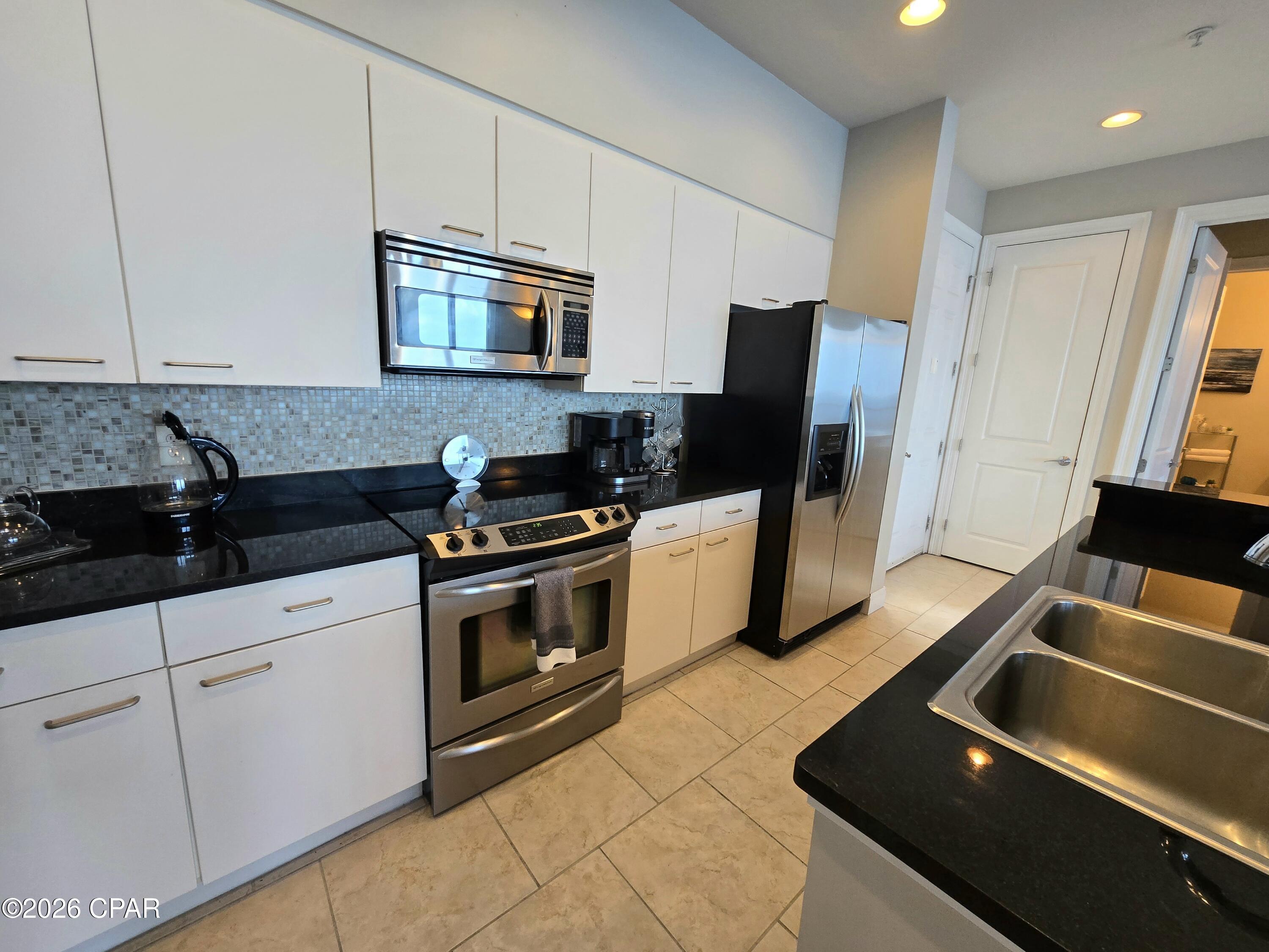 Image 6 For 6422 Highway 98  1403