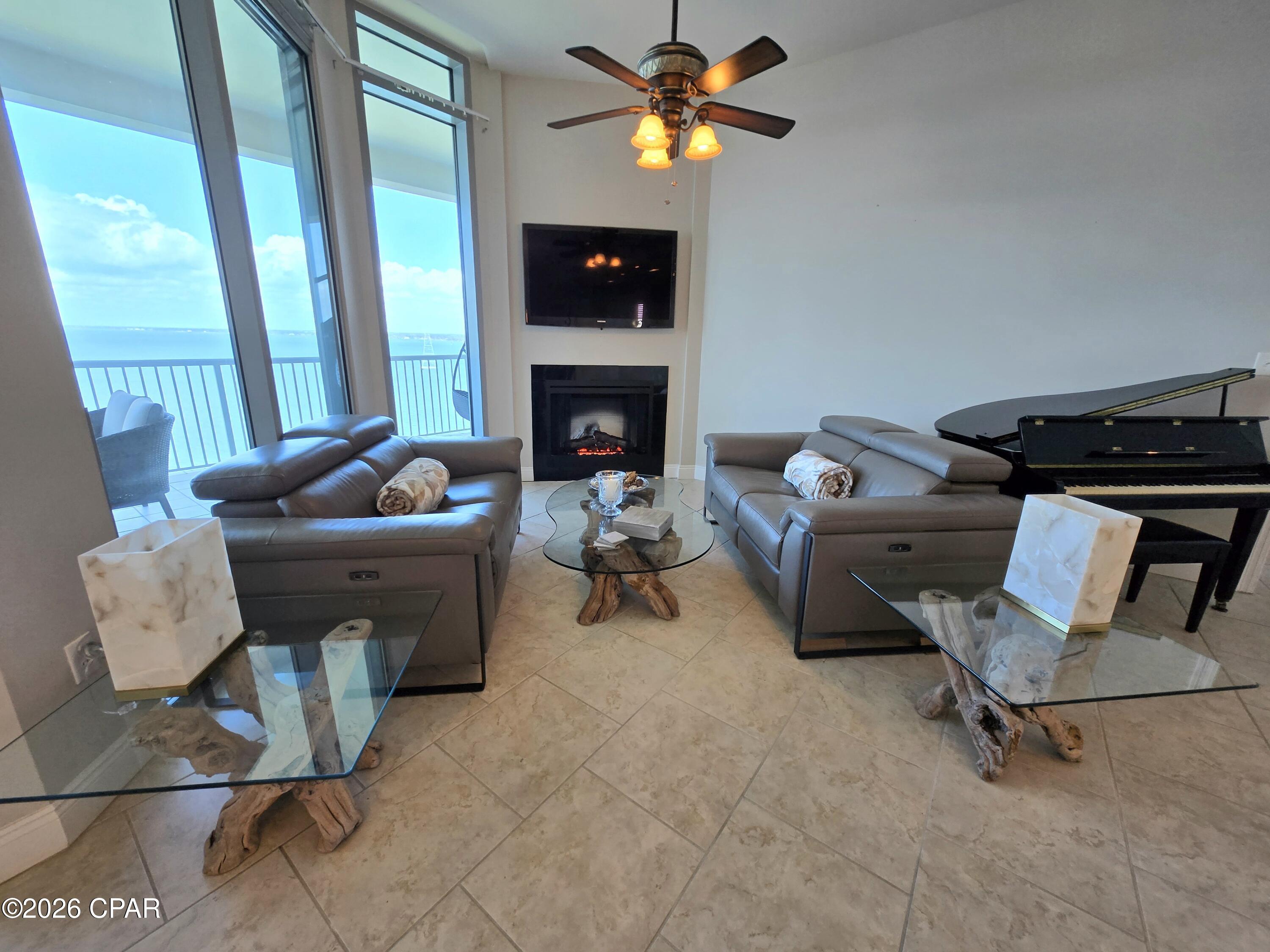 Image 9 For 6422 Highway 98  1403