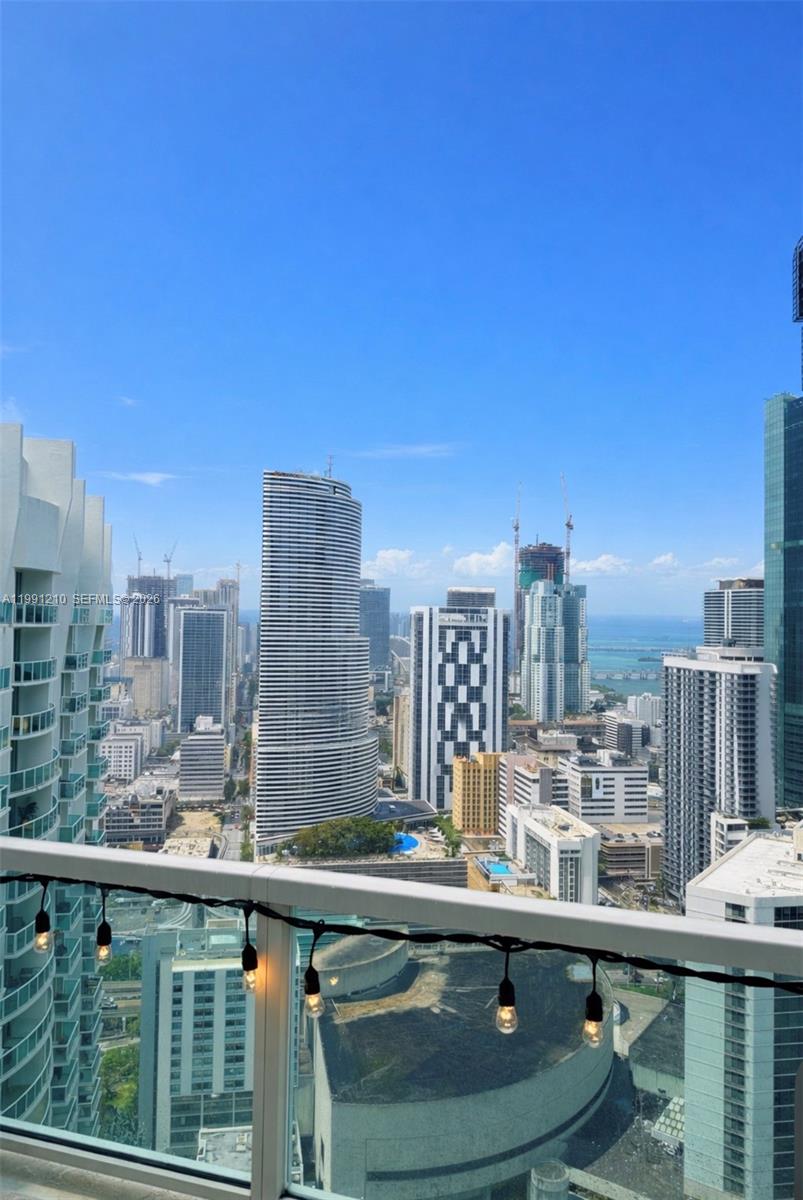 Brickell On The River S T