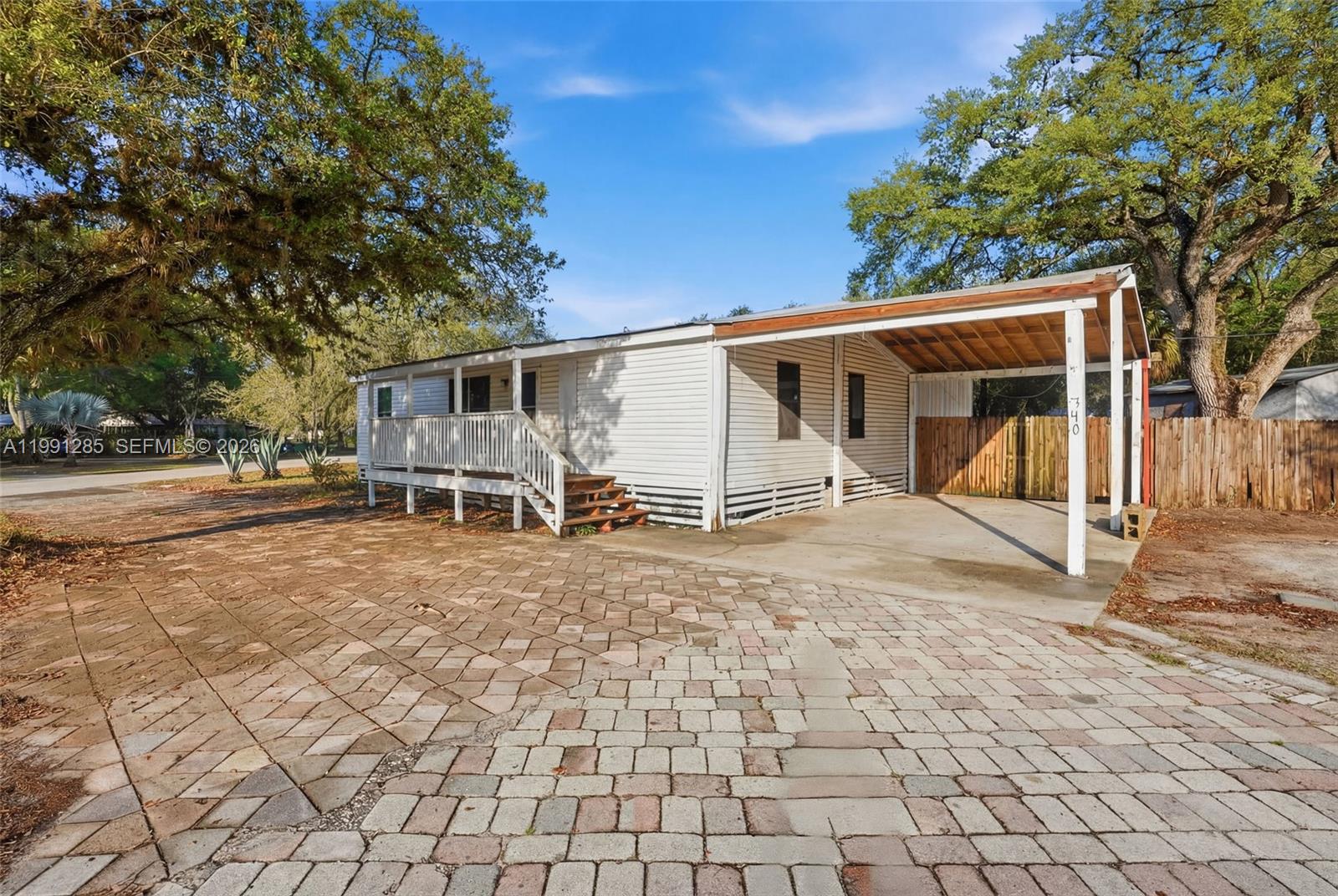 Labelle Bridlewood Sub