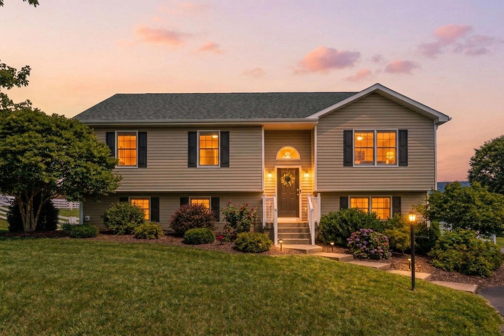 162 COLD SPRINGS RD, Stuarts Draft, VA 24477