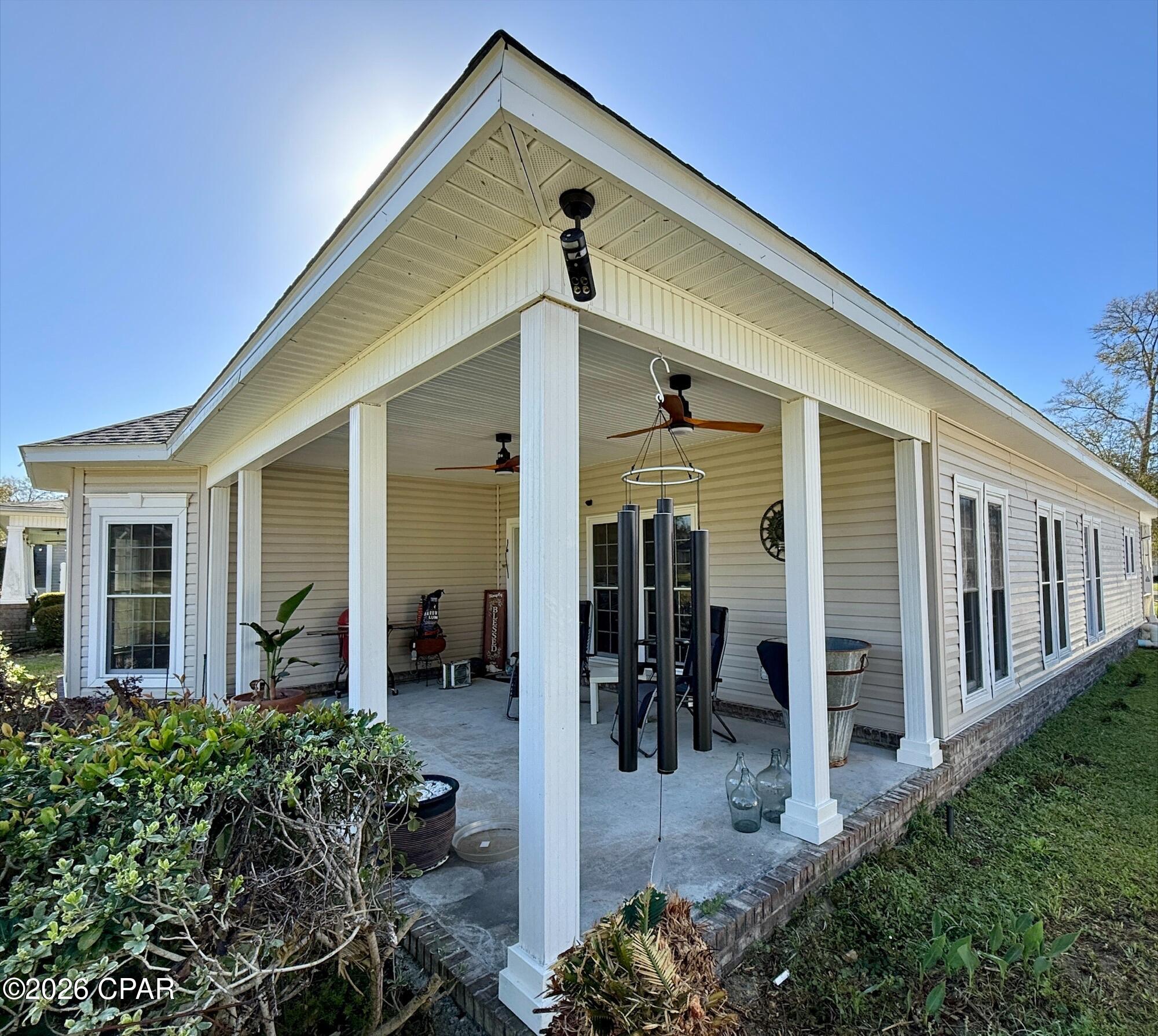 Image 15 For 4005 Riverside Drive