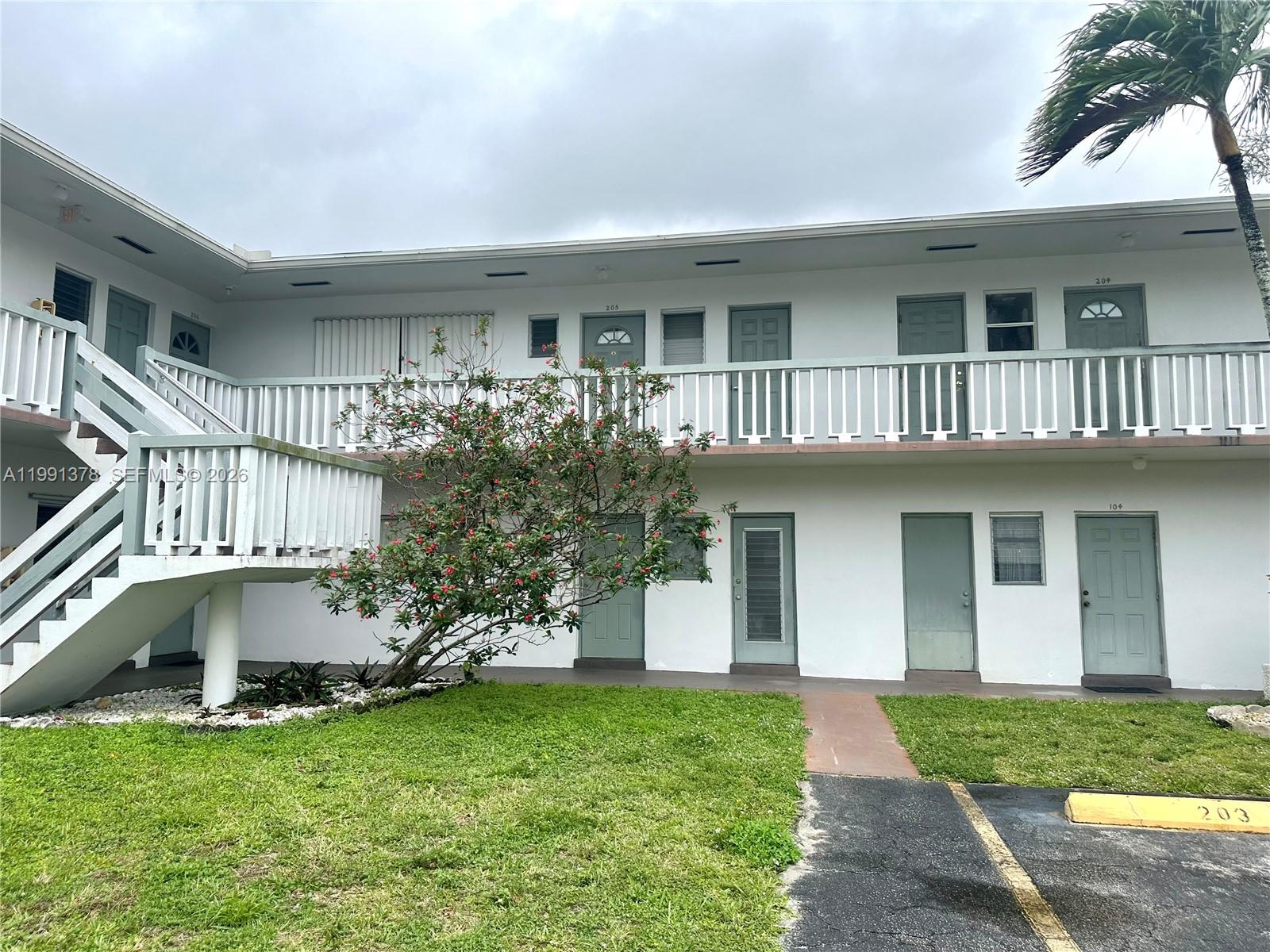 Fourth Miramar Condo