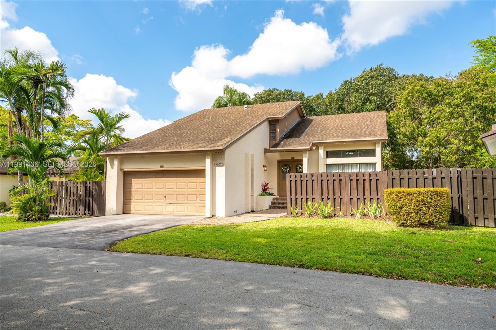 Crossings Sec 4, The