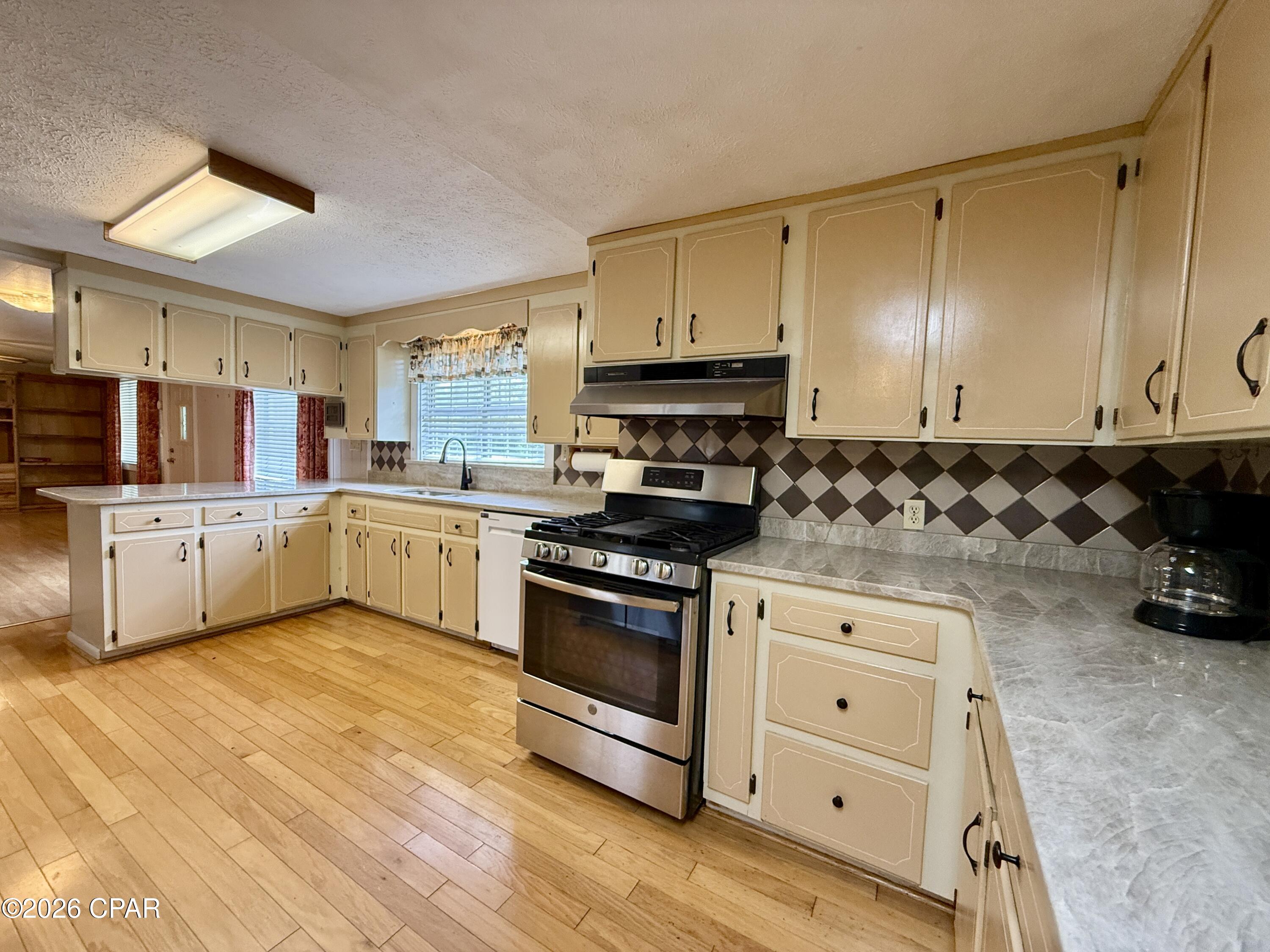 Image 6 For 1687 Highway 160