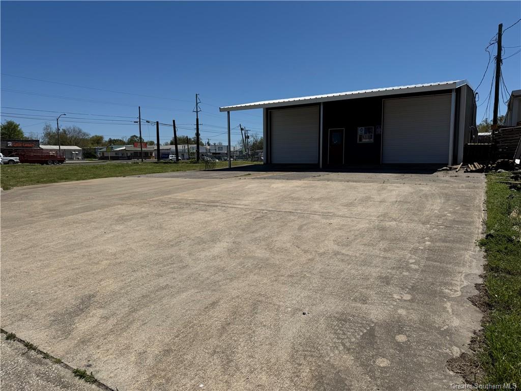 1701 Ruth Street — photo 3