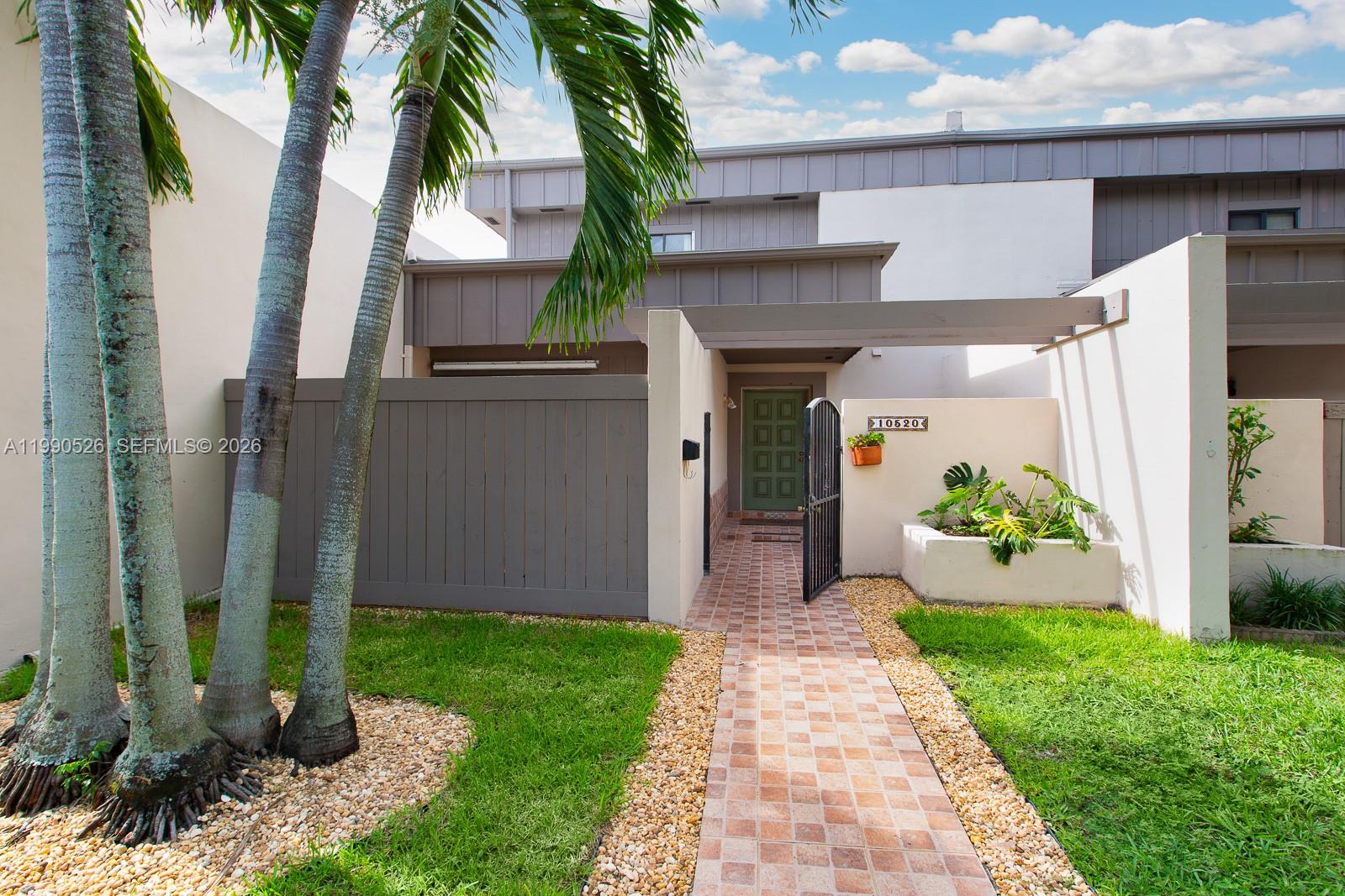 Creekside Villas Sec1