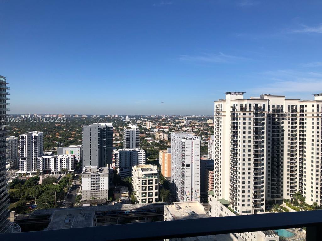 Condo for Rent in Miami, FL