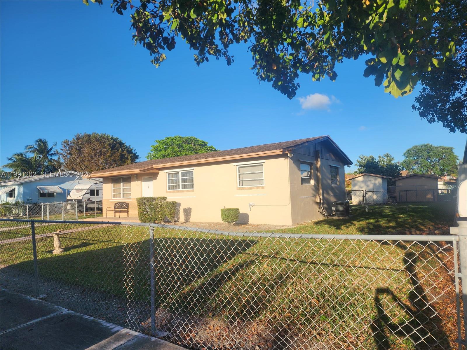 Well-maintained single-family home featuring 3 bedrooms and 1 bathroom in a growing opportunity neighborhood near Southland Mall, US-1, and the Turnpike. Situated on a large lot with plenty of potential for expansion or future improvements. Ideal for first-time buyers or investors looking for a solid property in a rapidly developing area.