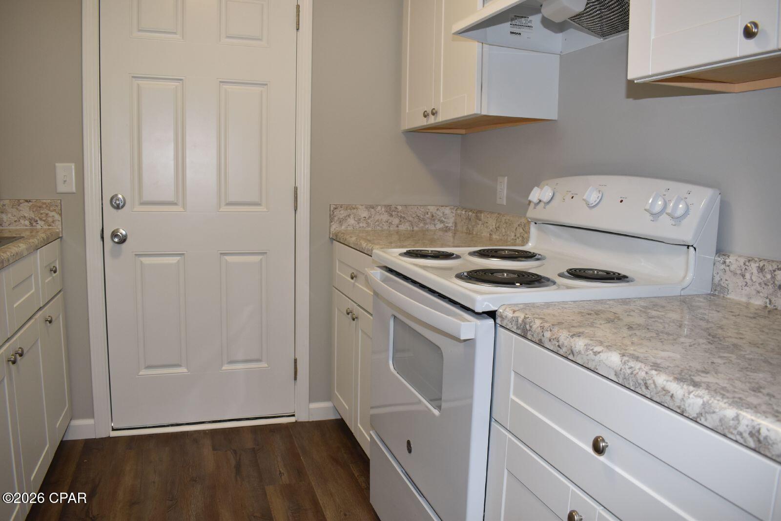 Image 3 For 4006 11th Street C