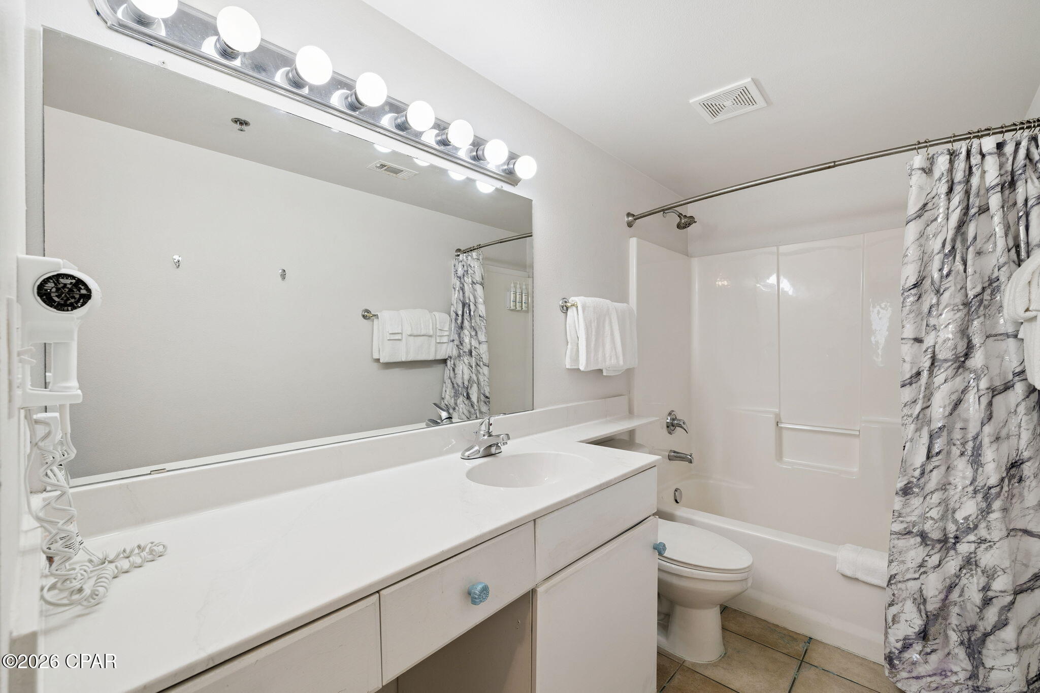 Image 16 For 9900 Thomas Drive 2011