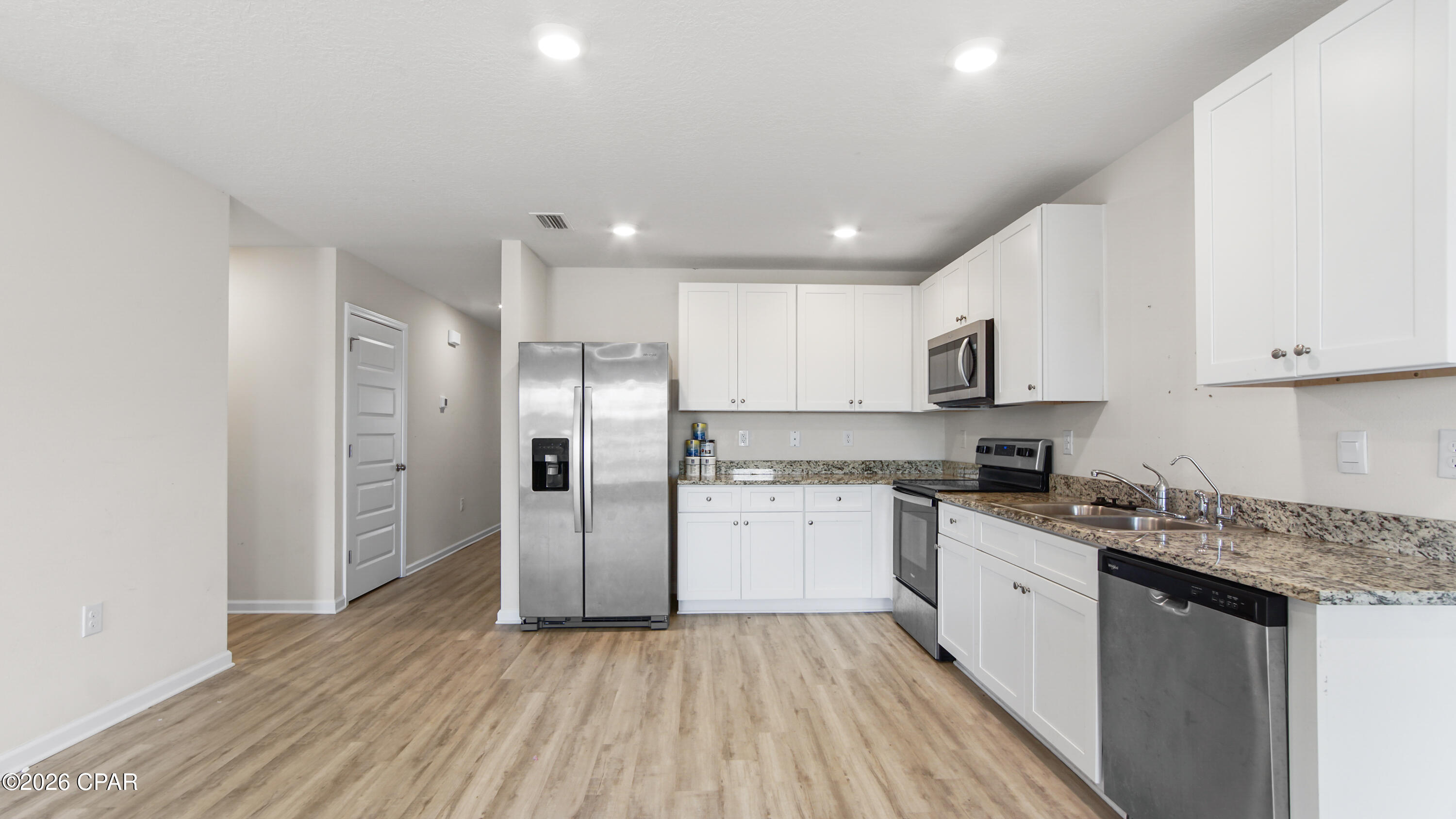 Image 7 For 7208 Madison Square Drive