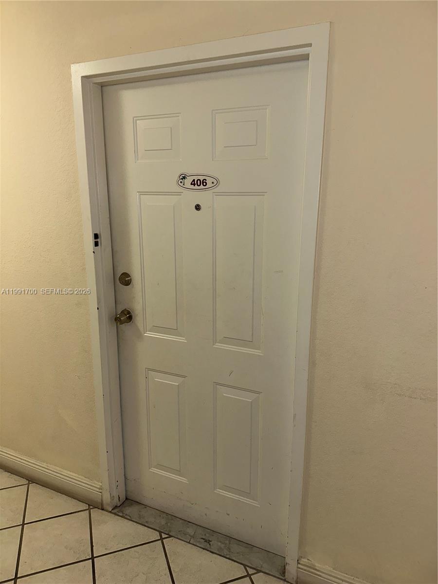 Melreese Pointe Condo