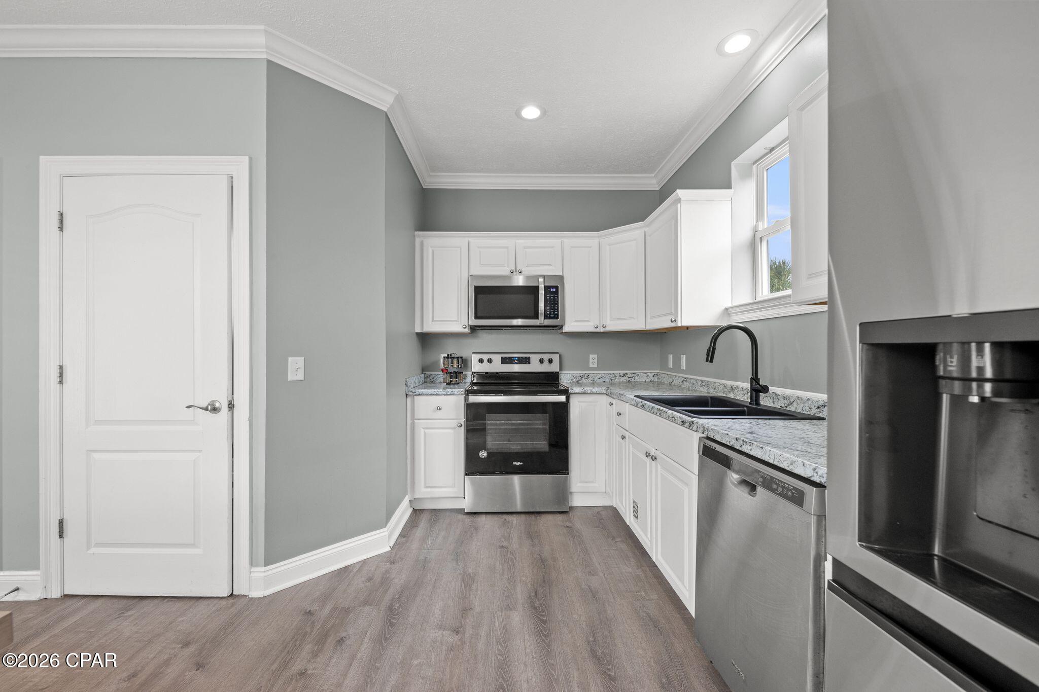 Image 36 For 119 Southfields Road 119 & 121