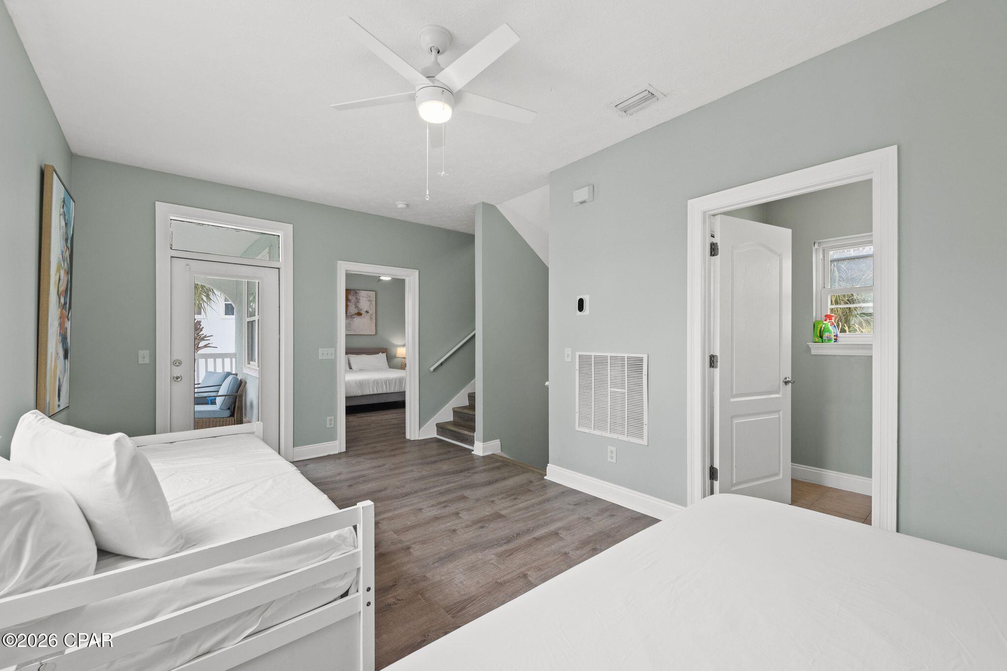 Image 44 For 119 Southfields Road 119 & 121