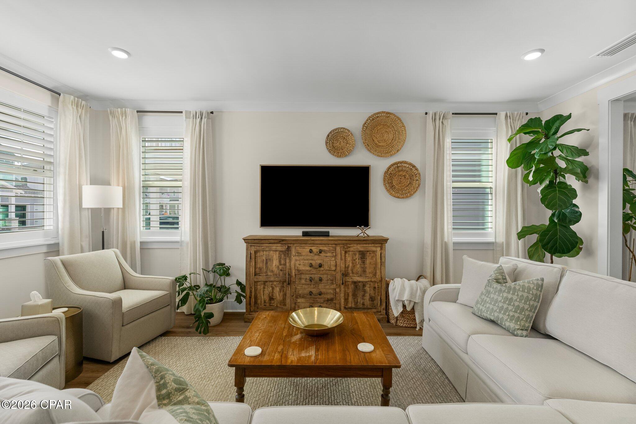 Image 7 For 1663 Rushes Avenue