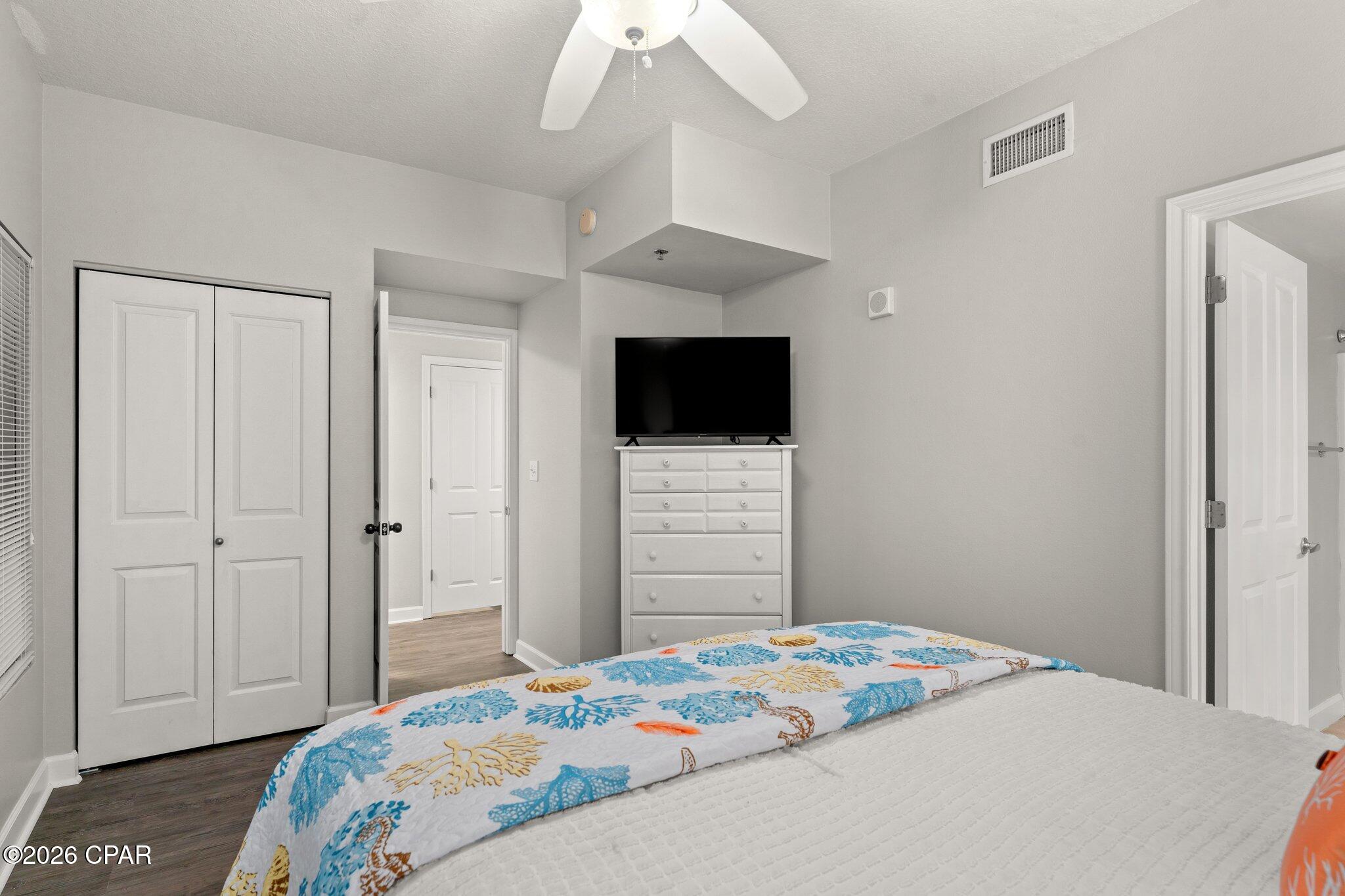 Image 13 For 9900 Thomas Drive 323