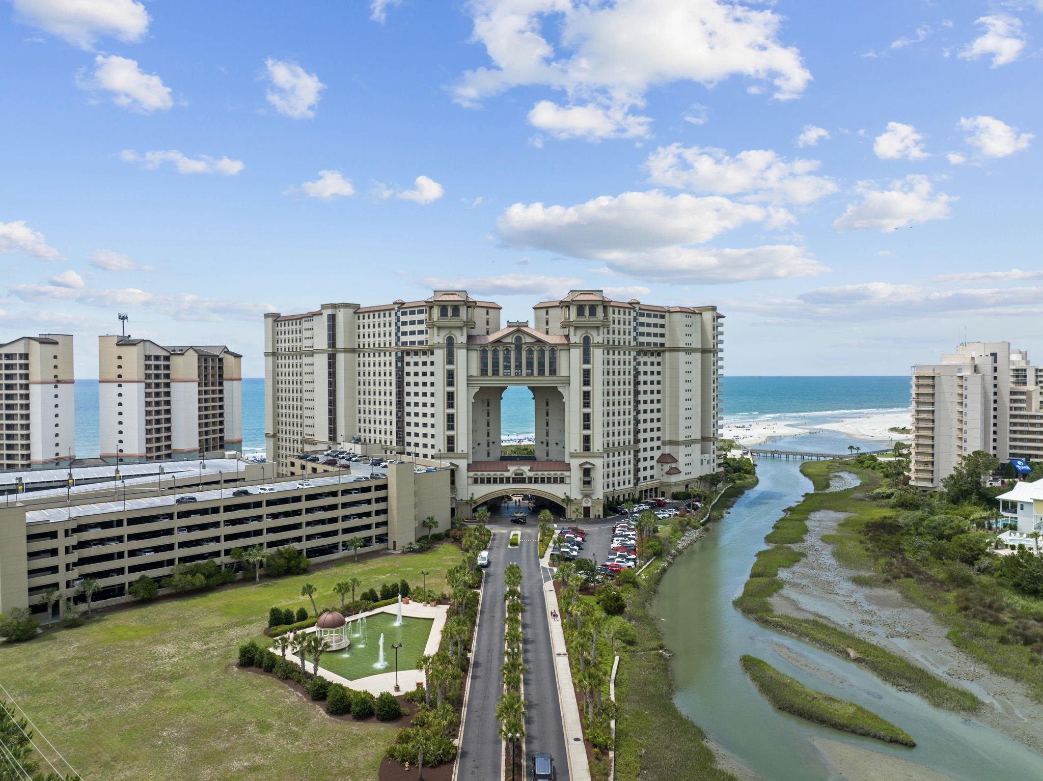 2608207 | Photo 77