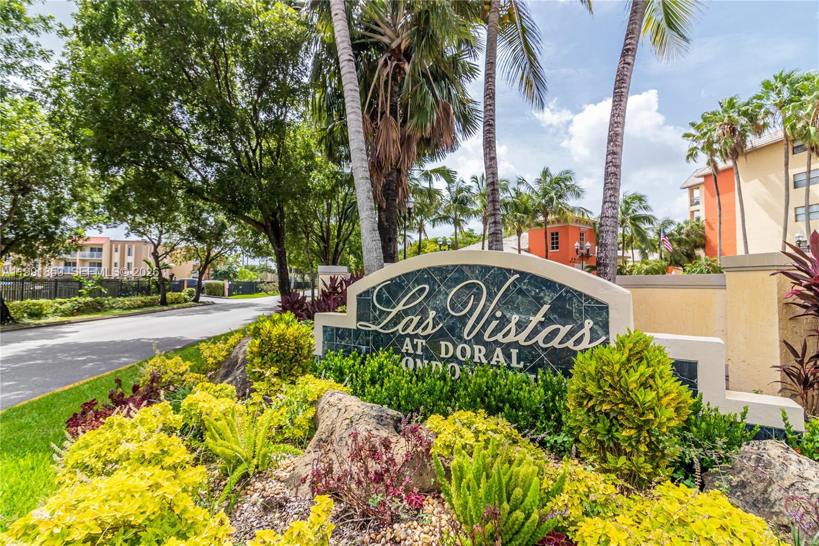 Las Vistas At Doral Condo