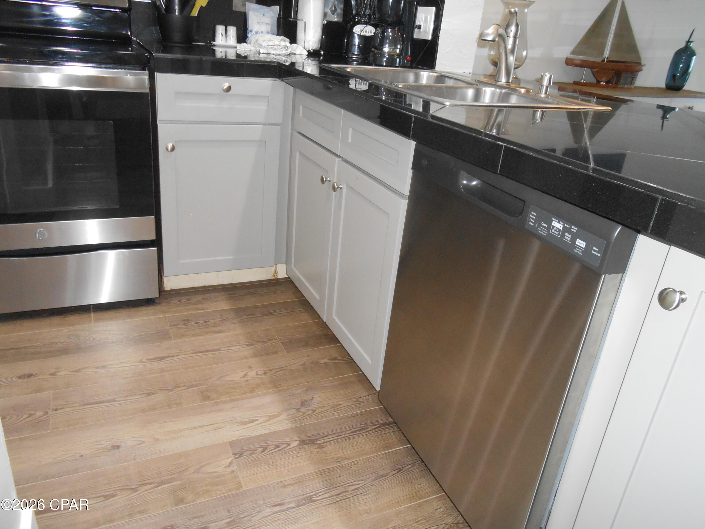 Image 11 For 9011 Us Hwy 98  B705