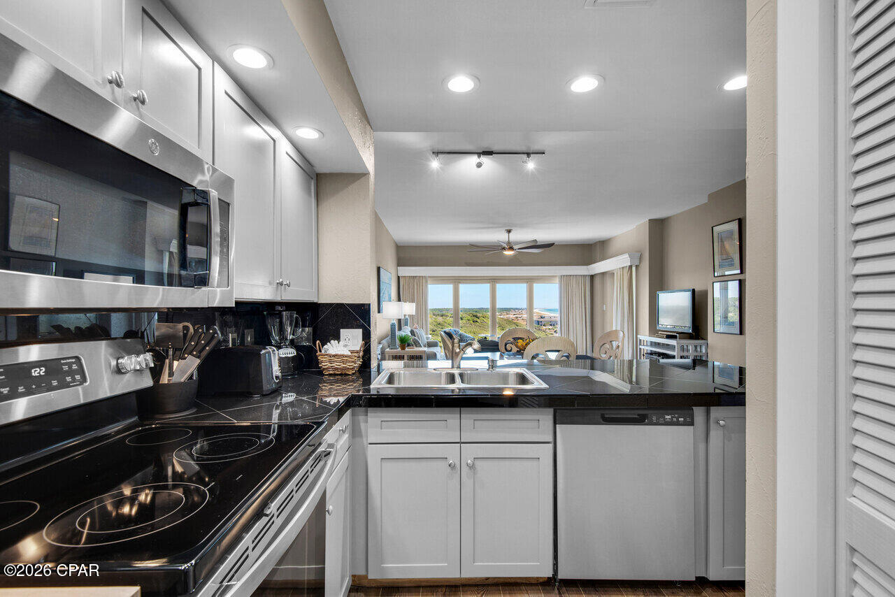 Image 13 For 9011 Us Hwy 98  B705