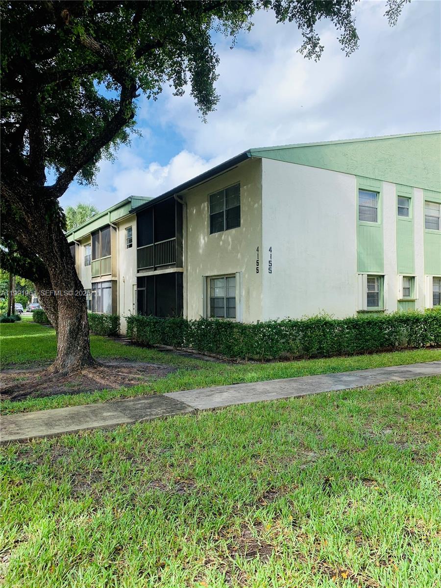 Ramblewood East Condo
