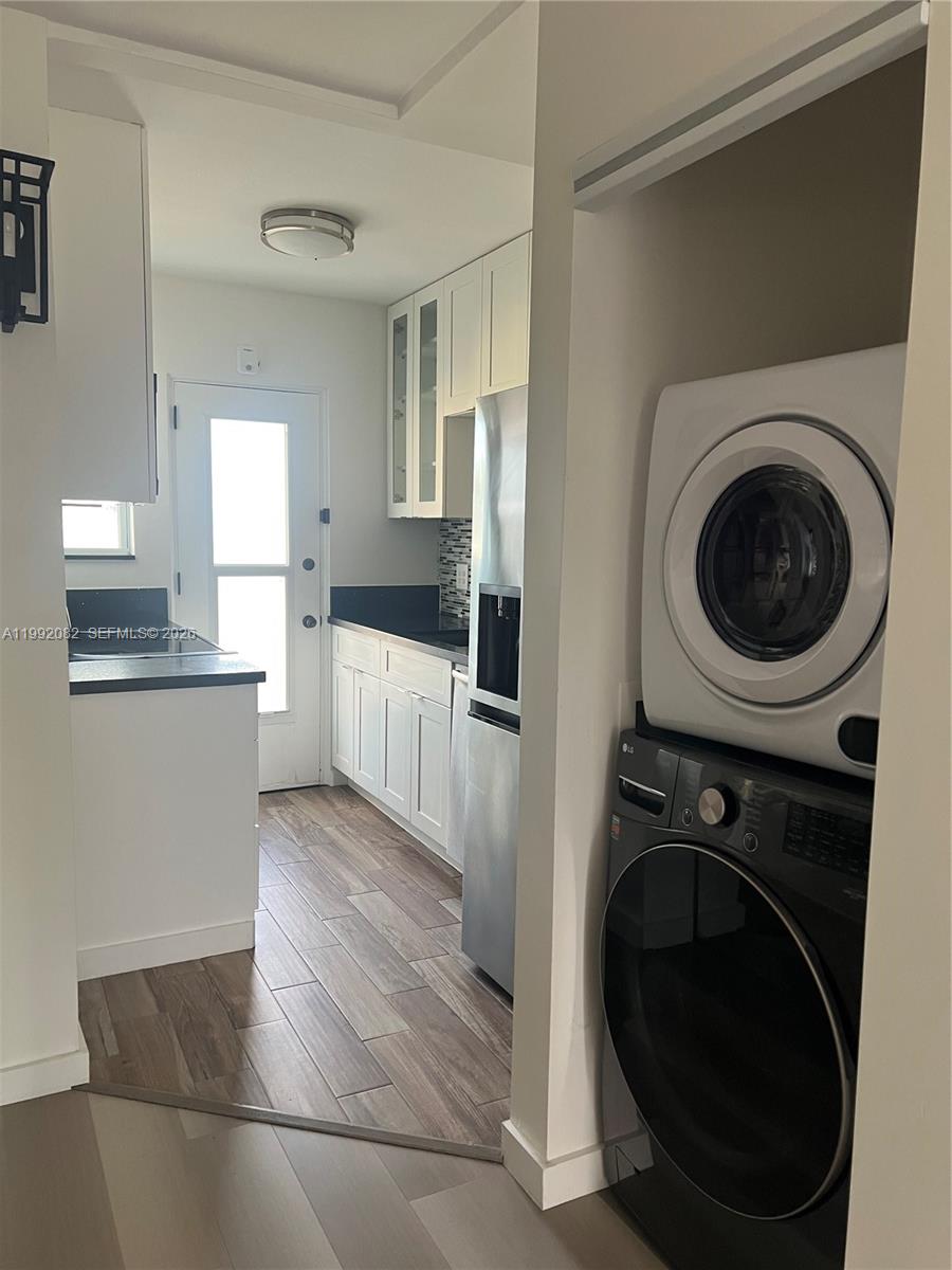 Las Olas Walk Condo