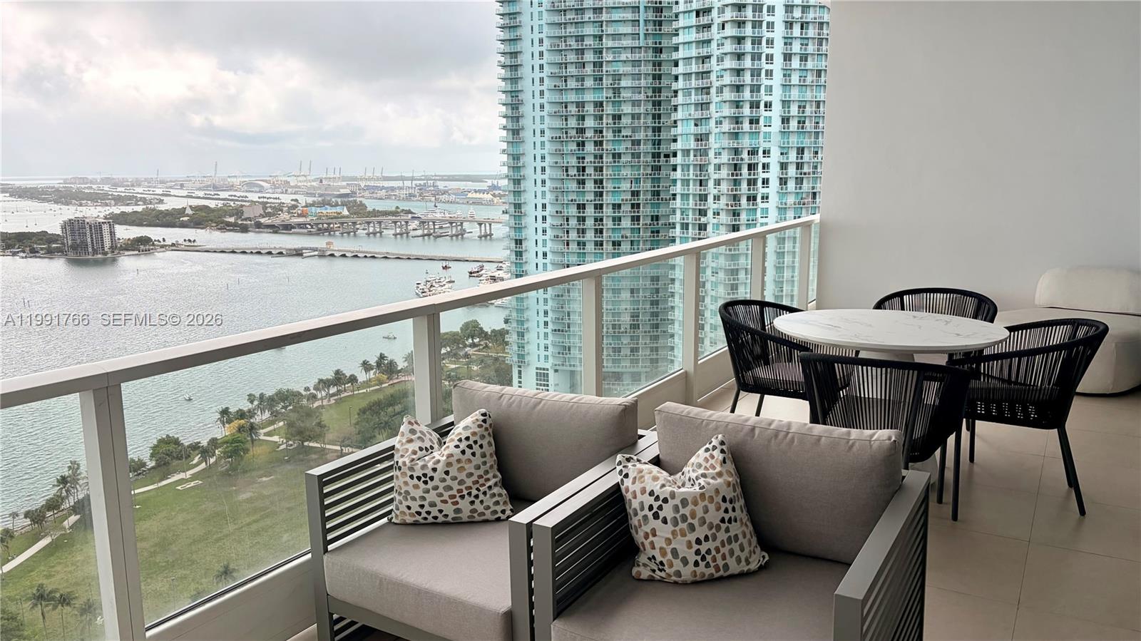 Paramount Bay Condo