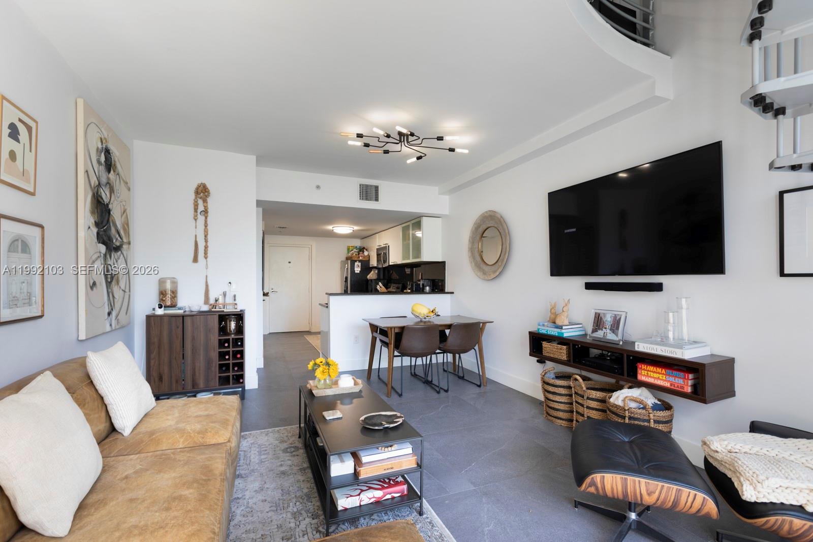 Property photo # 2