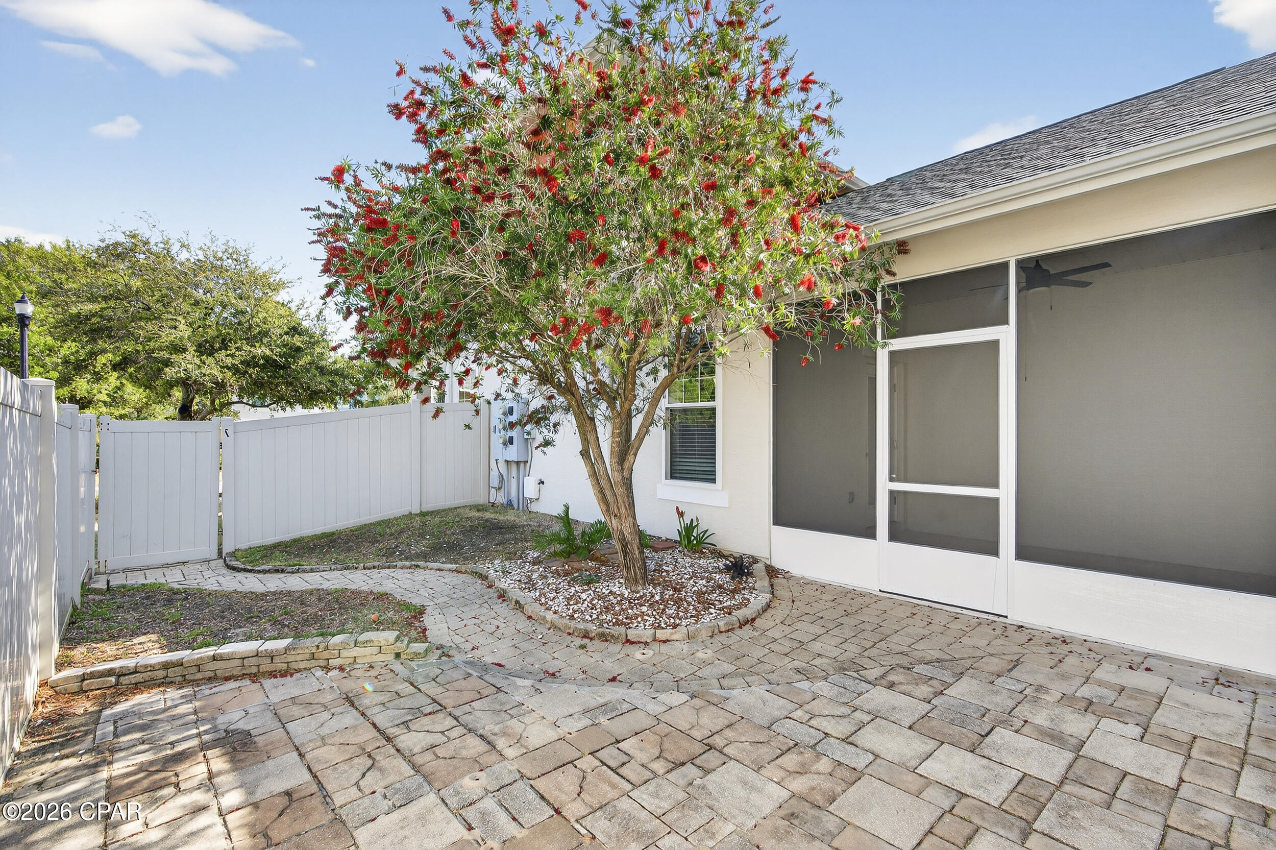 Image 10 For 300 Sand Oak Boulevard