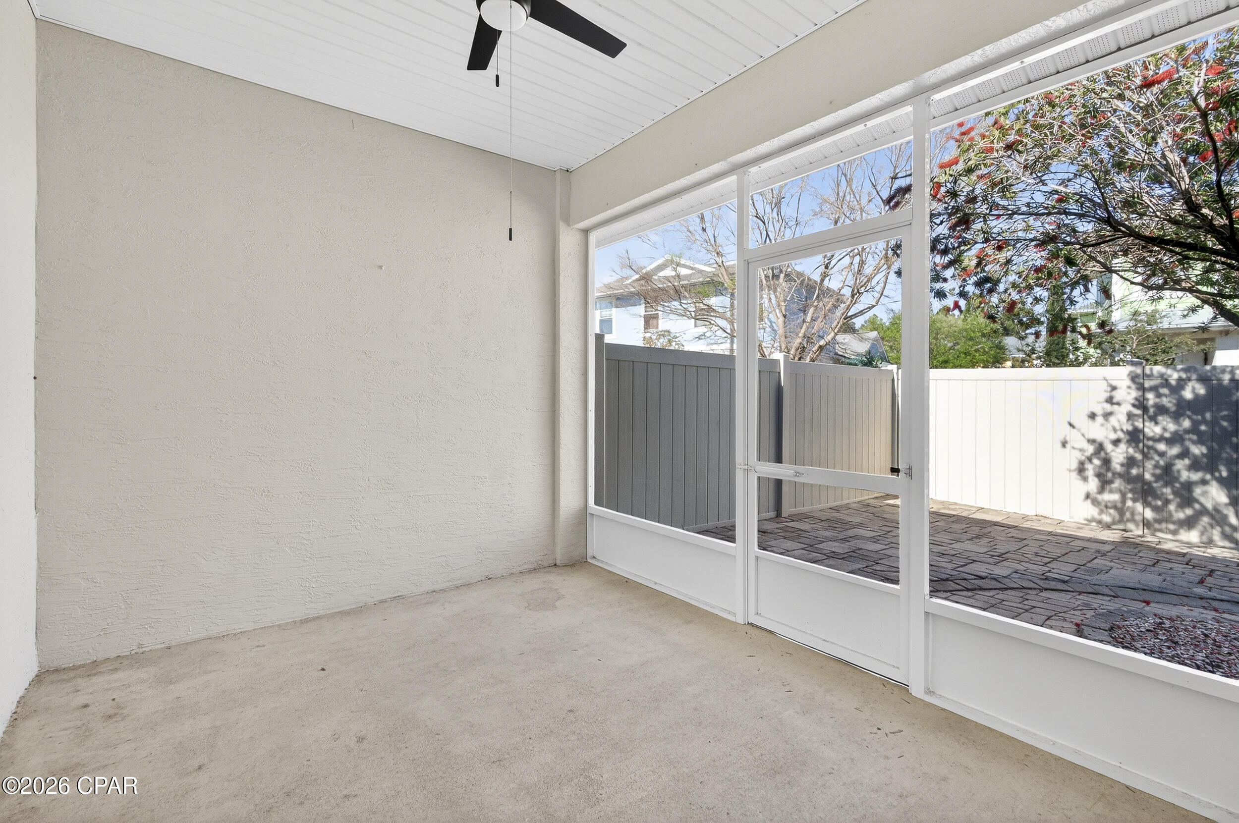 Image 27 For 300 Sand Oak Boulevard