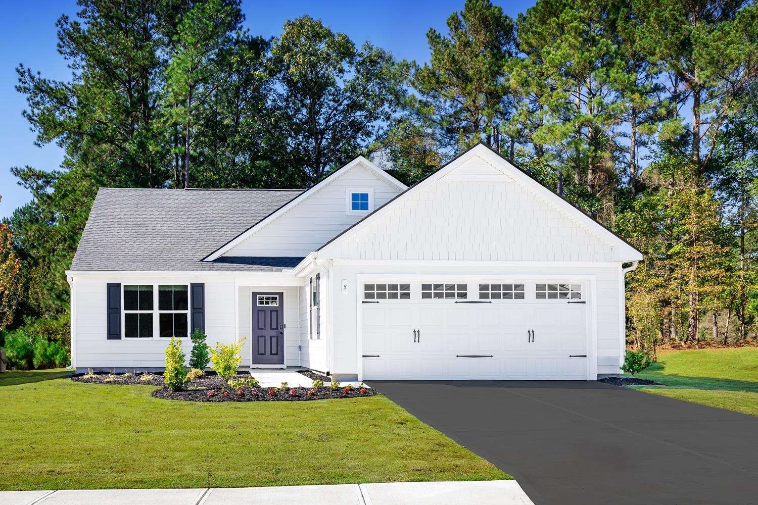 10 WHITE BIRCH RD, Waynesboro, VA 22980