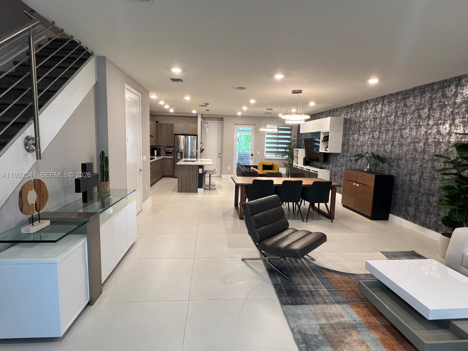 Landmark At Doral Central