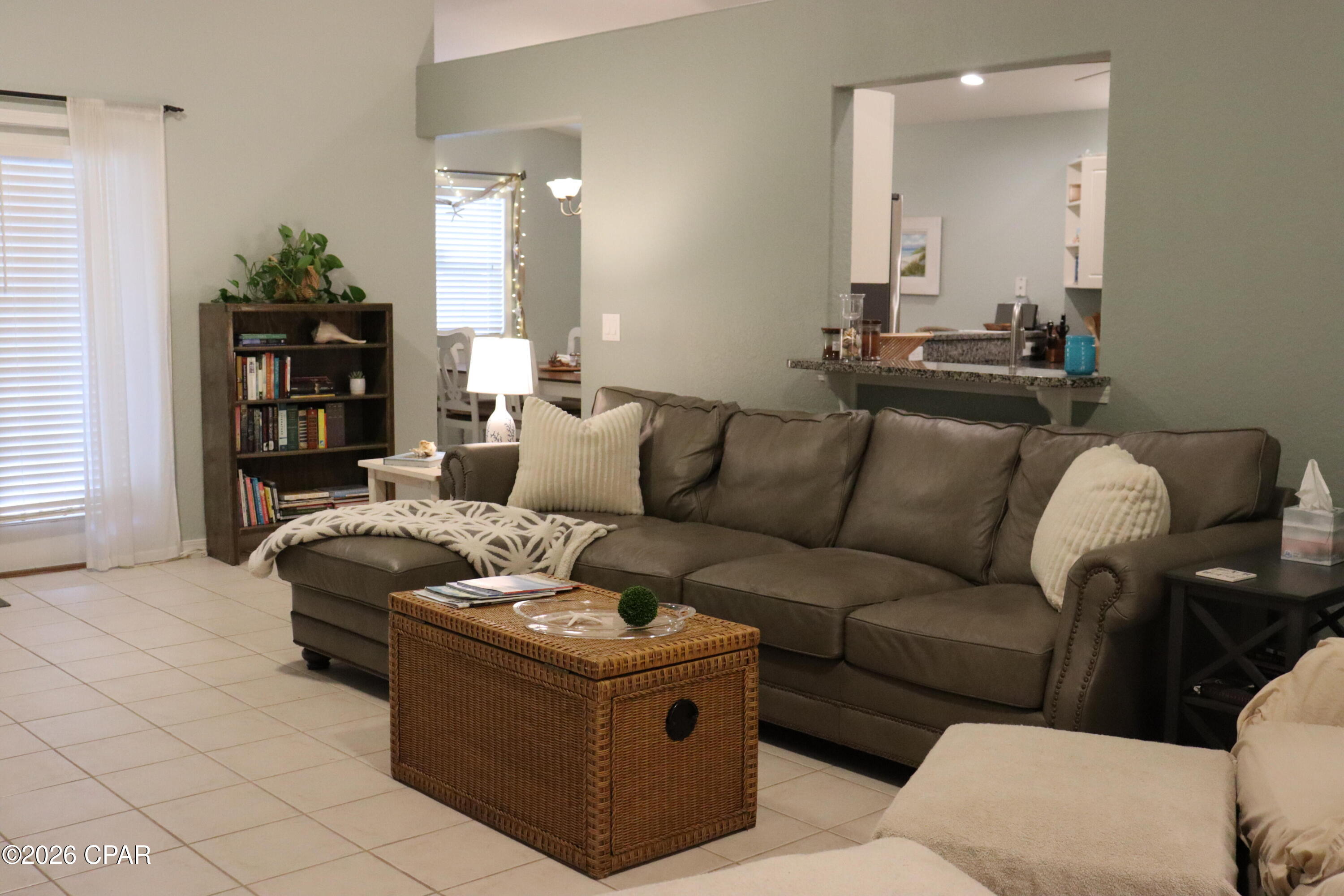 Image 3 For 209 Windsor Way