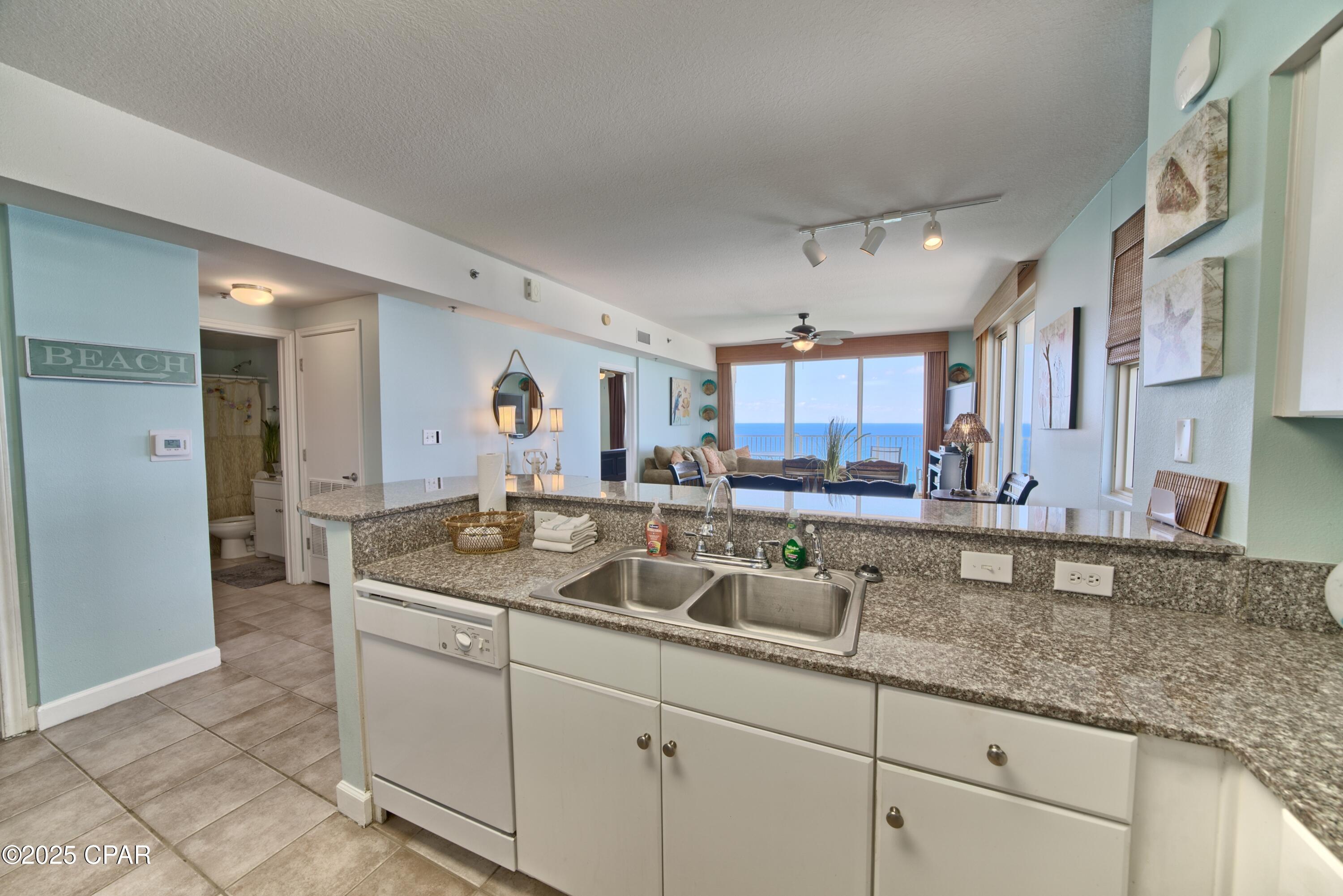 Image 3 For 9900 Thomas Drive 1801